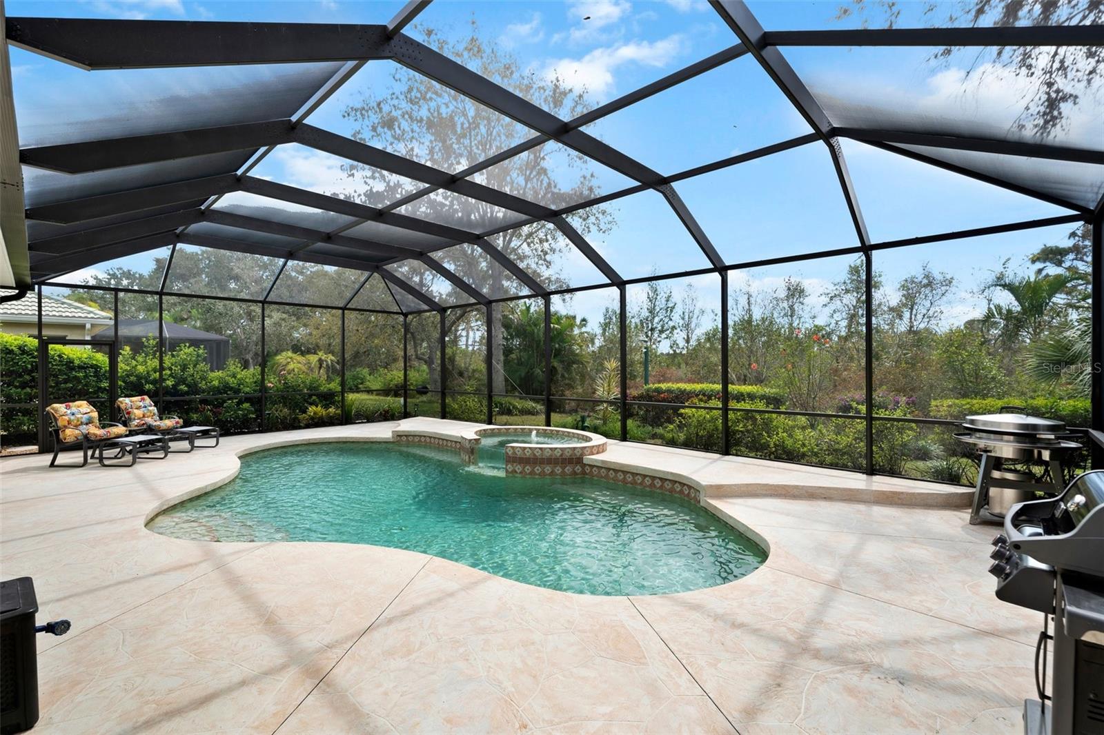 RIVENDELL THE WOODLANDS - Residential