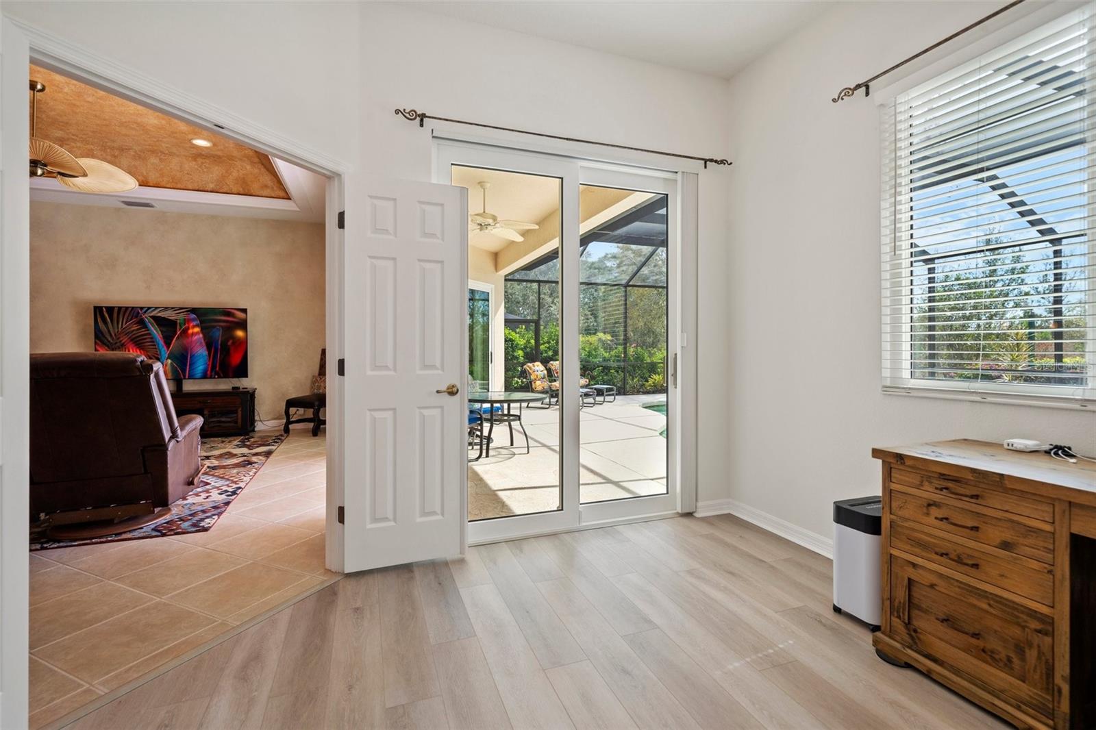 RIVENDELL THE WOODLANDS - Residential