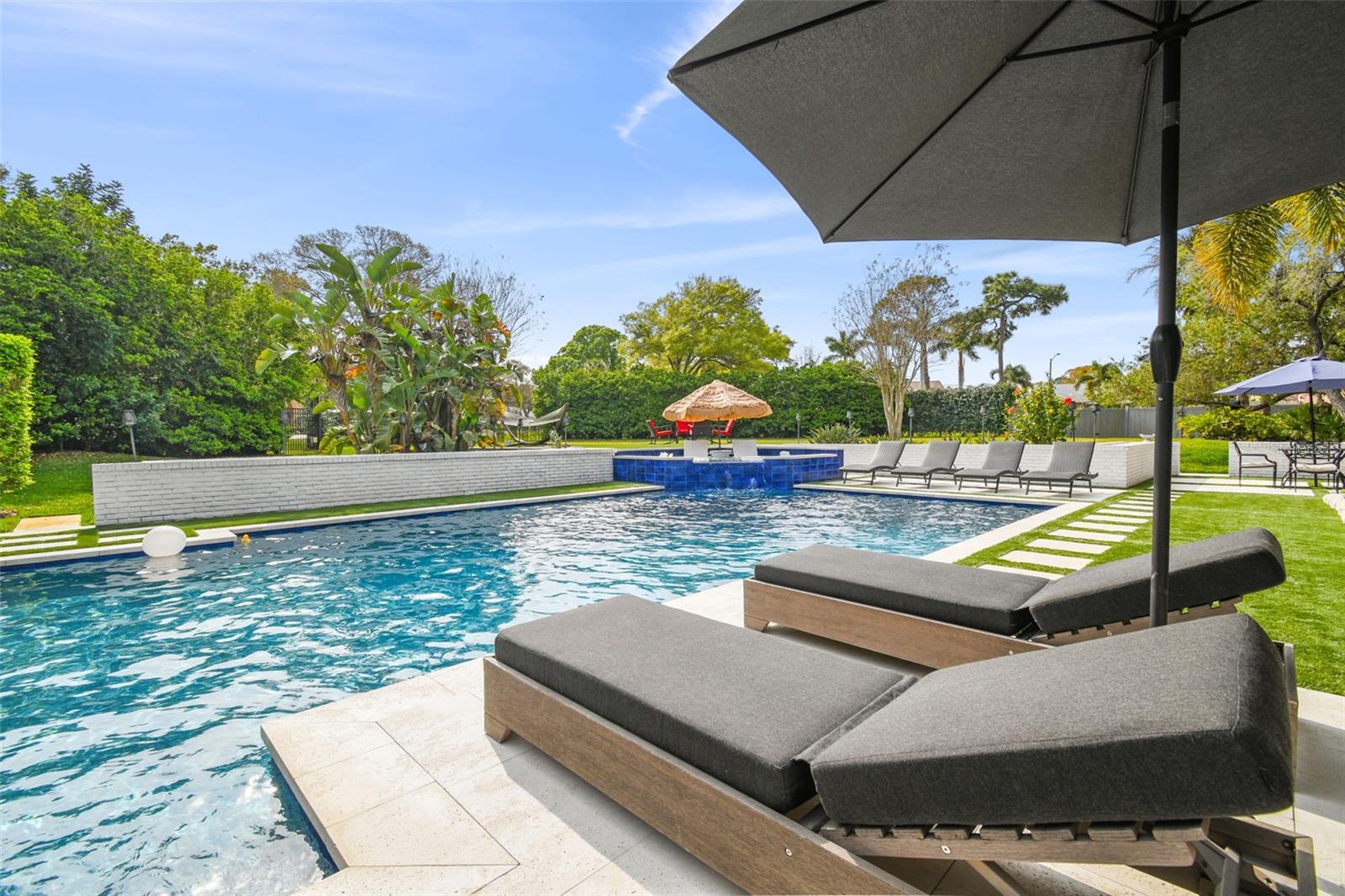 EAGLE ESTATES - Residential