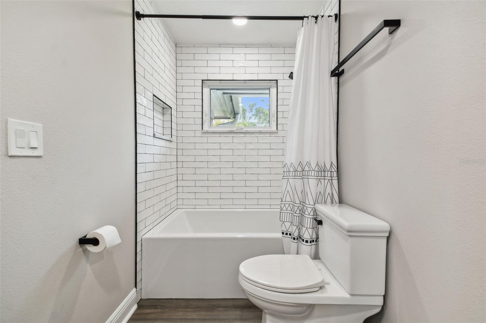 EAGLE ESTATES - Residential