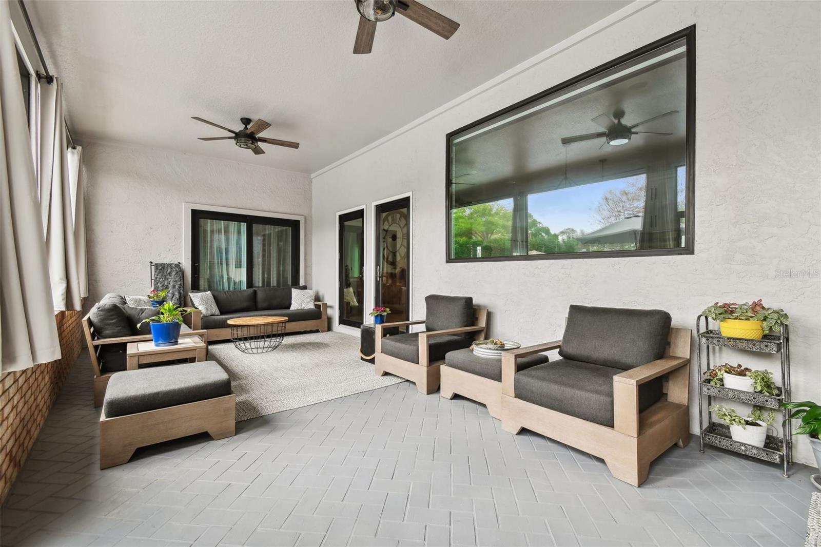 EAGLE ESTATES - Residential