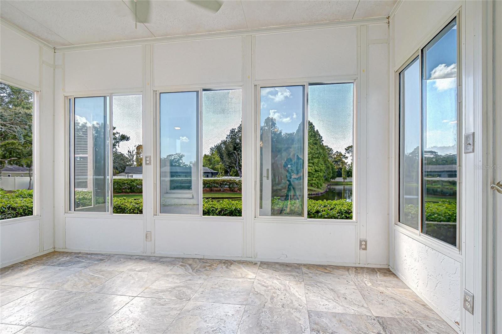 SAVANNAH LANDINGS TWNHMS - Residential