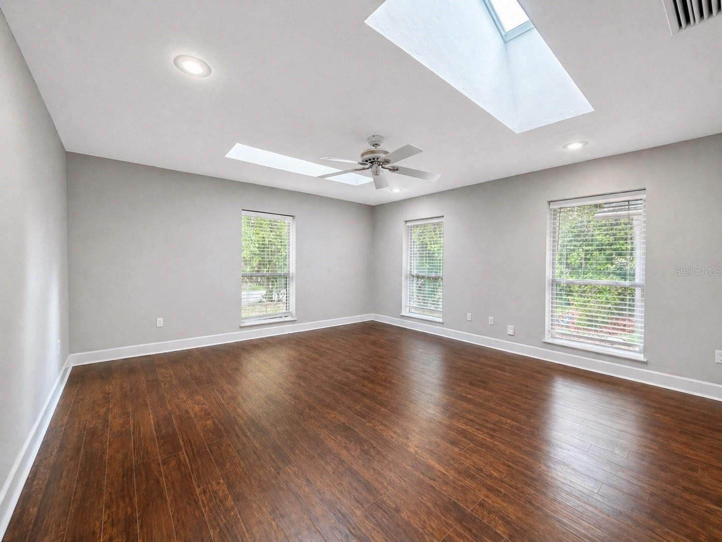 OAK CREST ESTATE ADD #1 - Residential