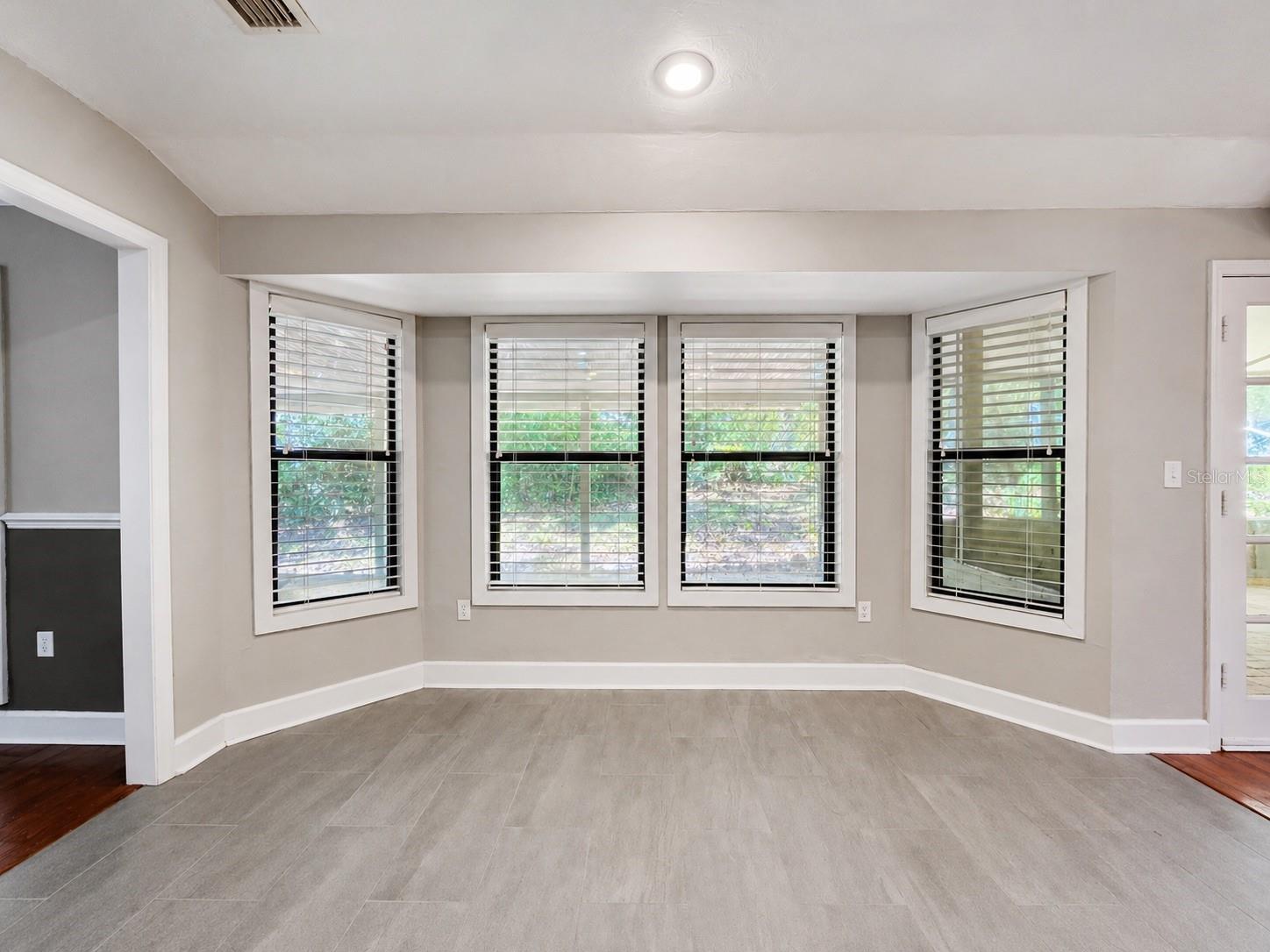 OAK CREST ESTATE ADD #1 - Residential