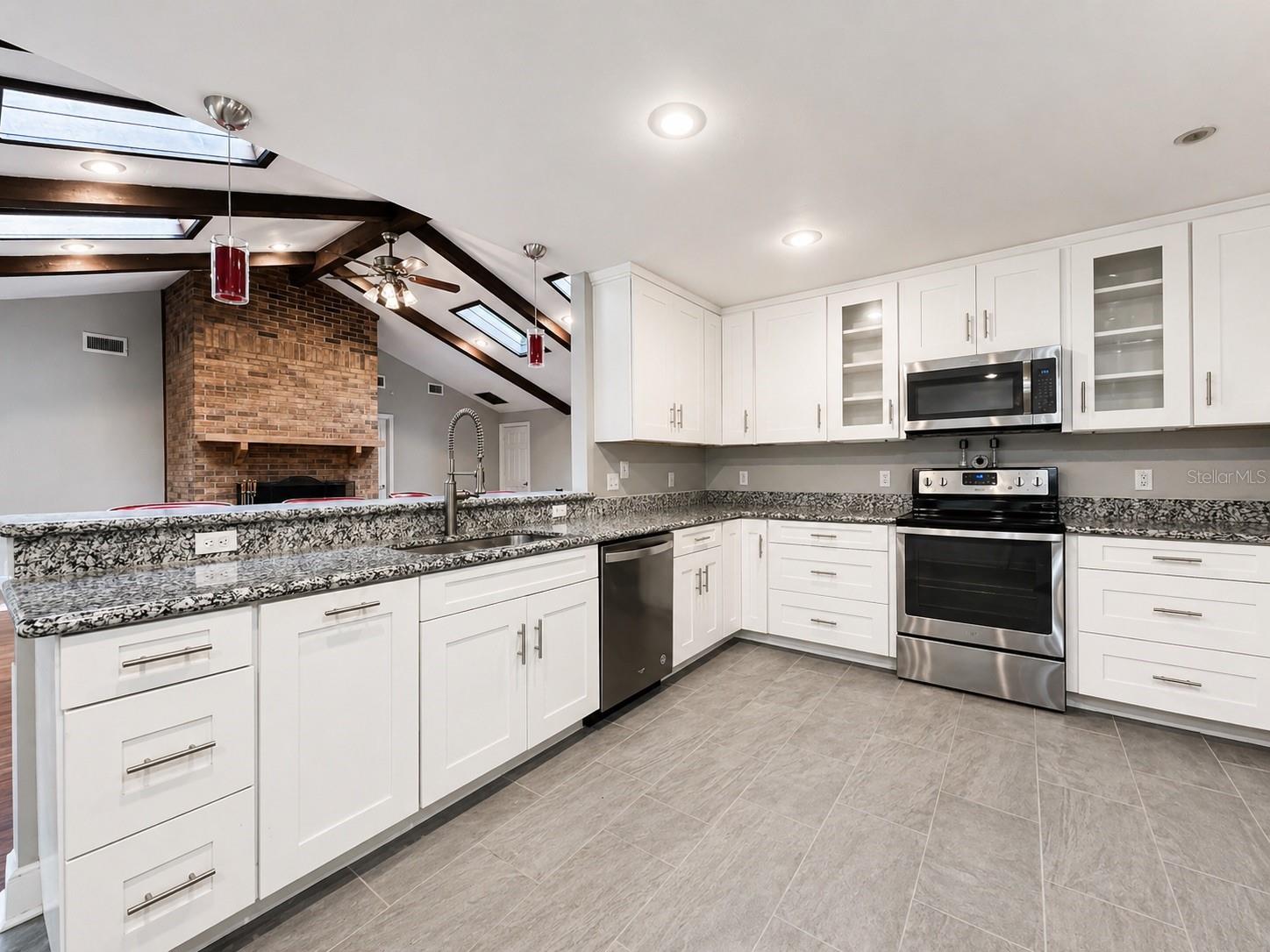 OAK CREST ESTATE ADD #1 - Residential