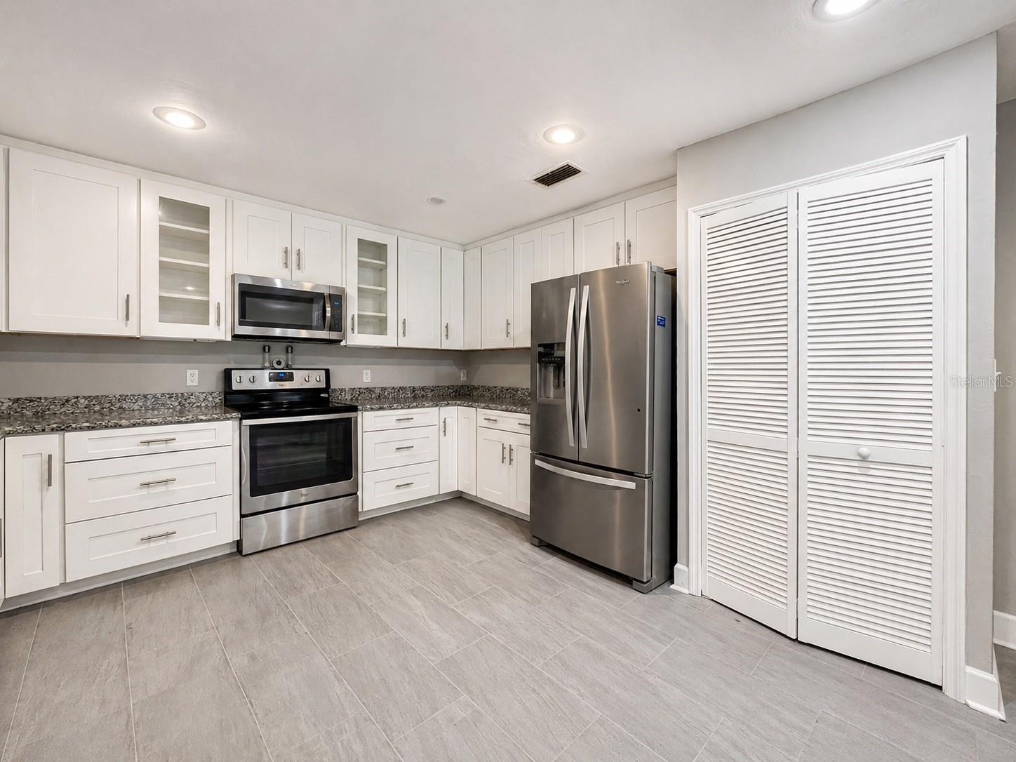 OAK CREST ESTATE ADD #1 - Residential
