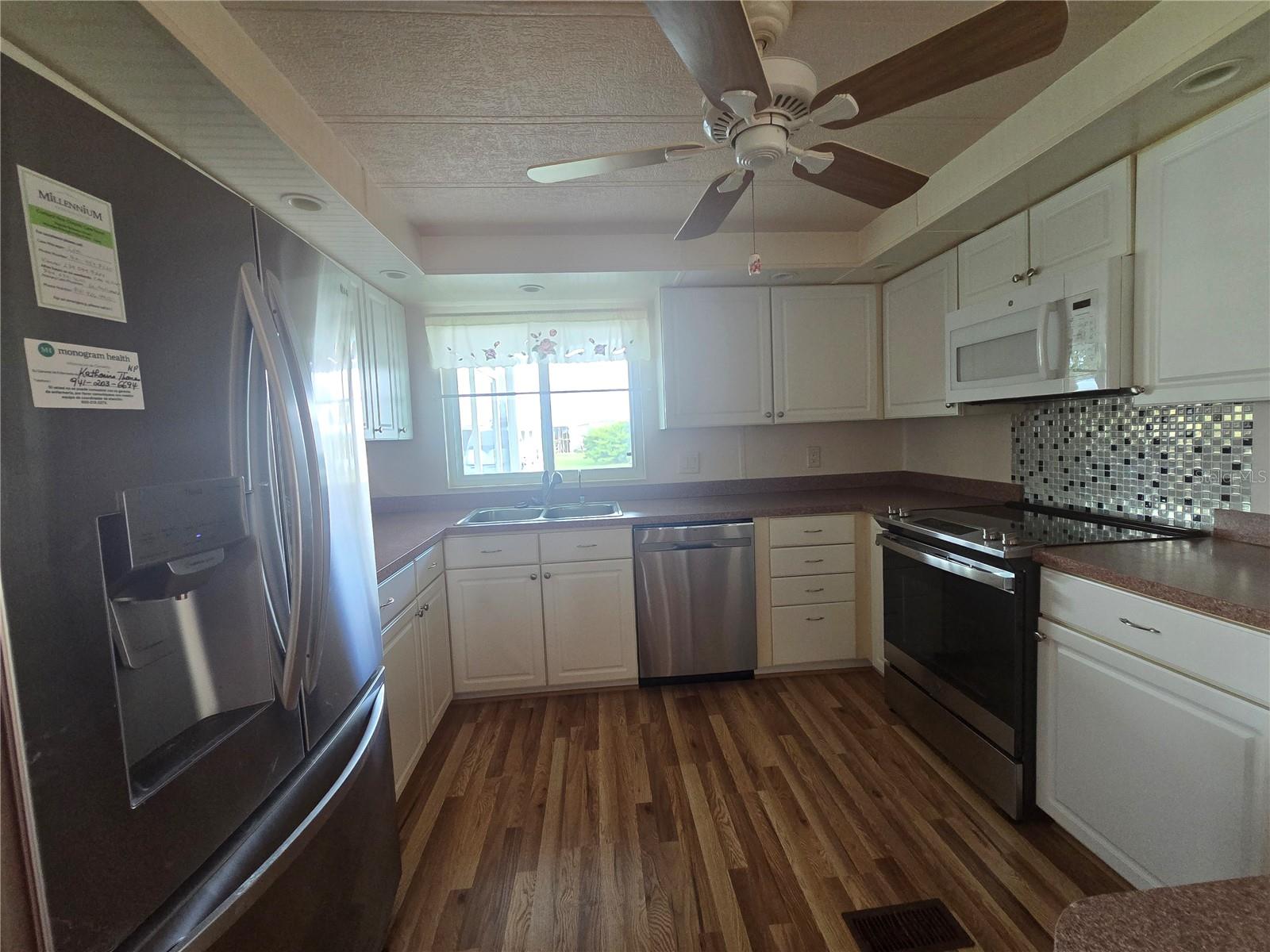 HARBOR ISLES - Residential