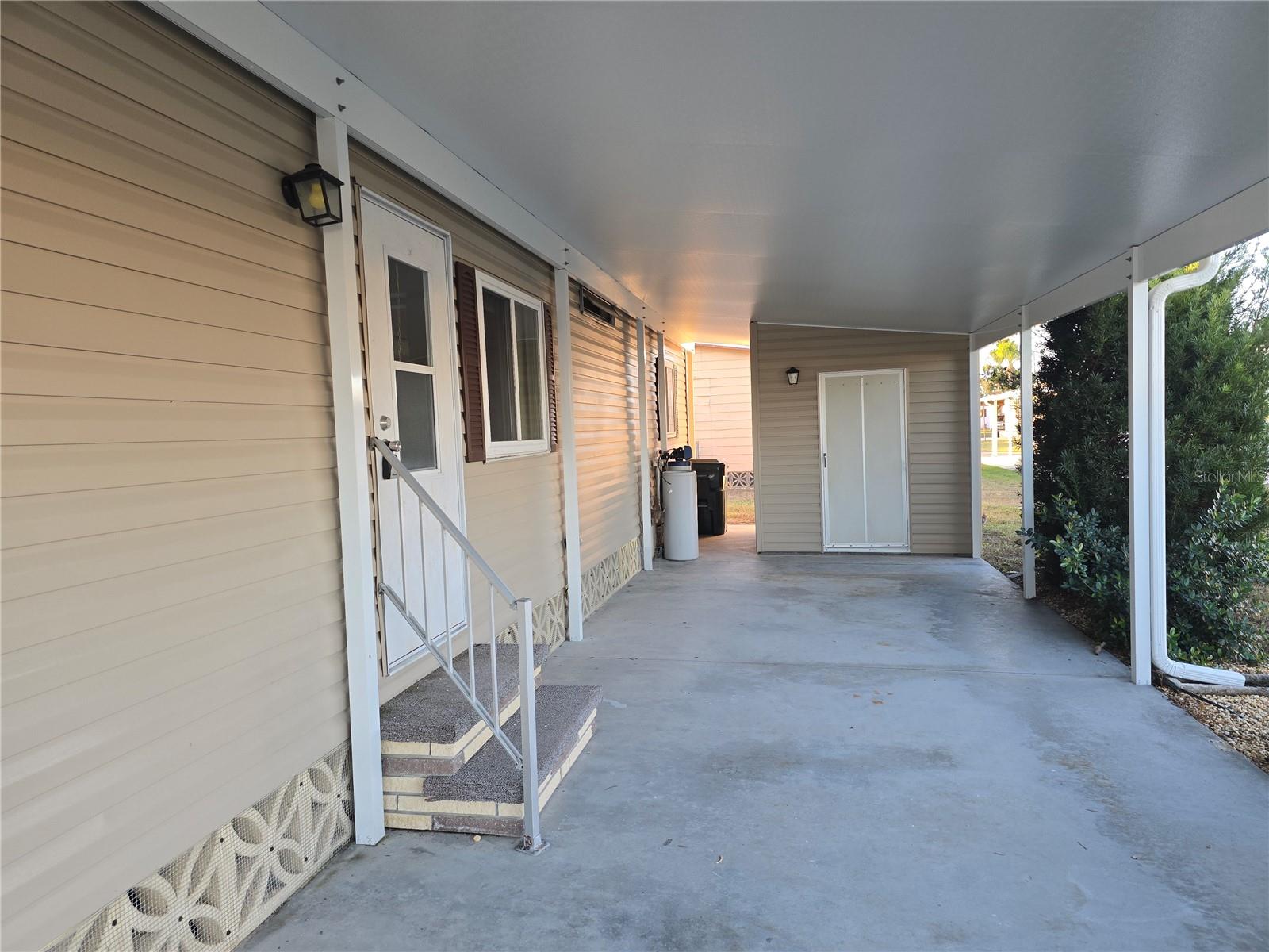 HARBOR ISLES - Residential