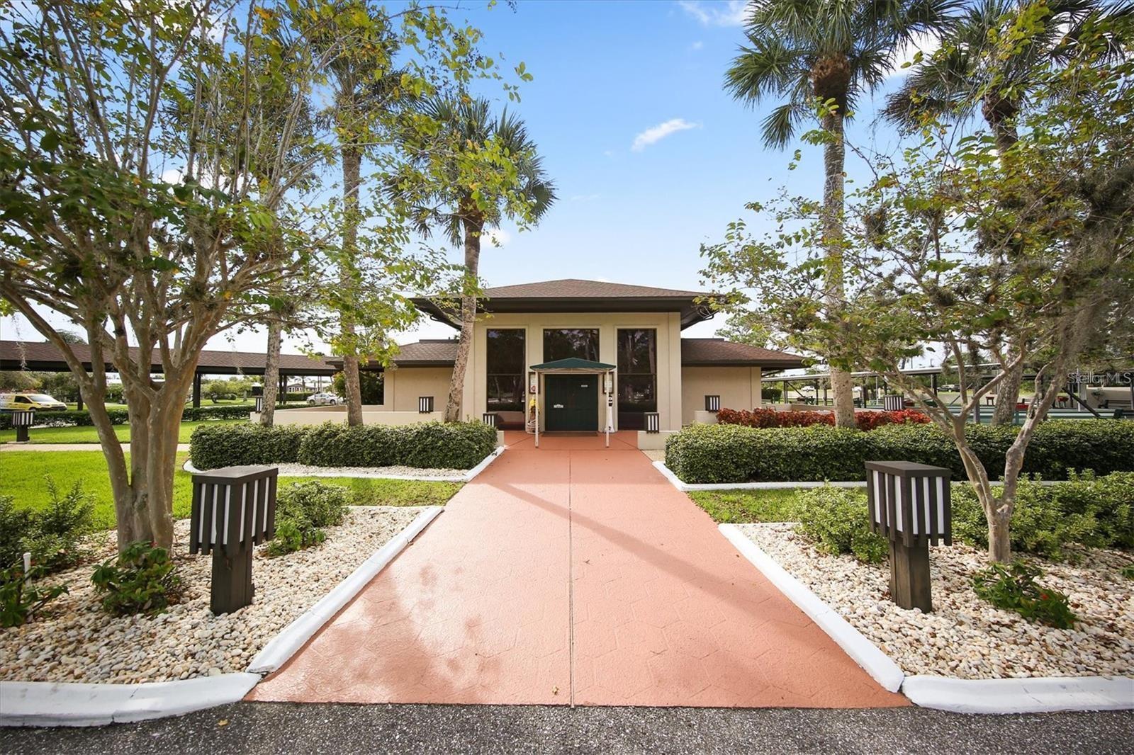HARBOR ISLES - Residential