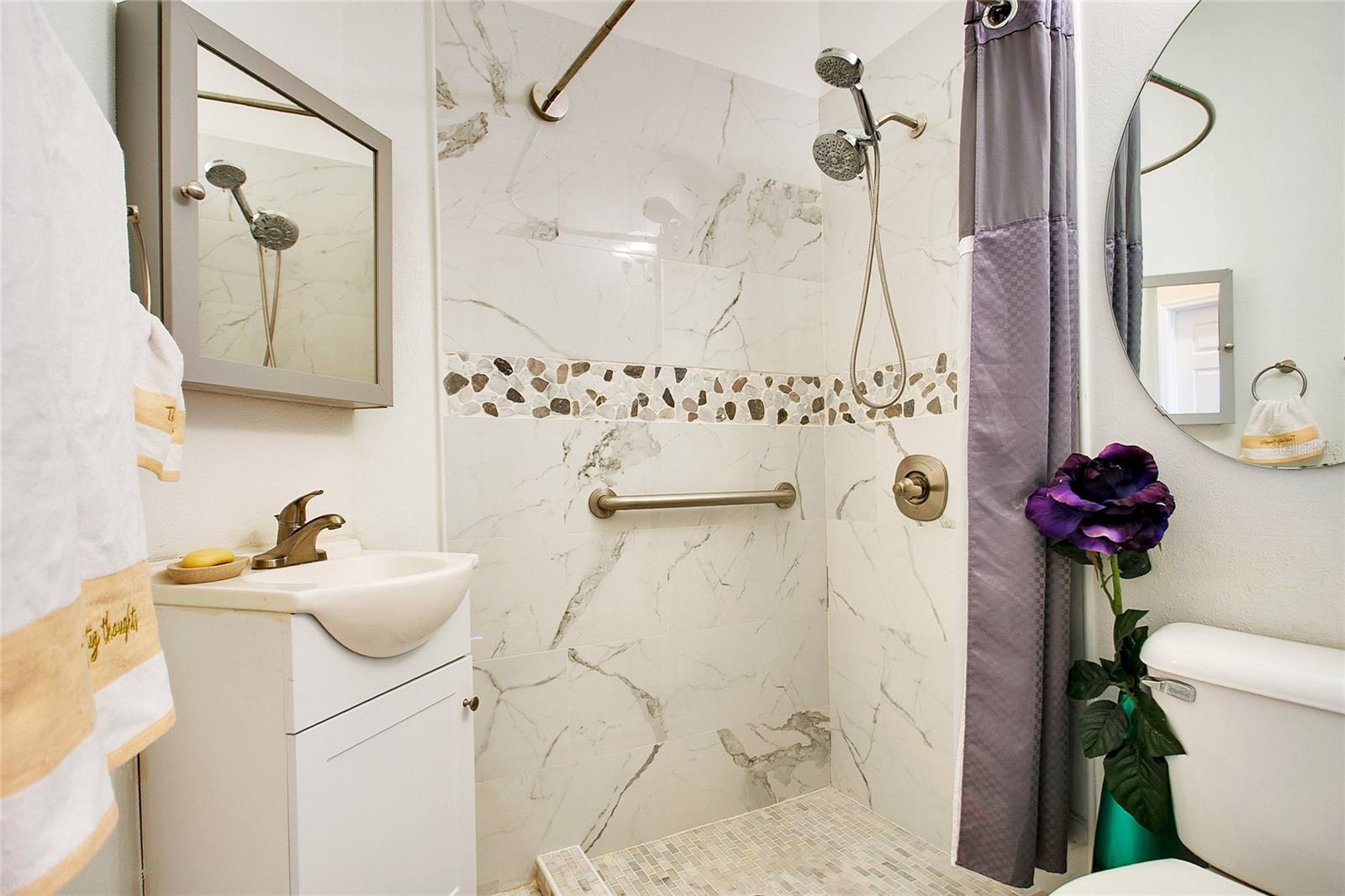 VILLAGES 02 AT EASTWOOD PH 01 - Residential