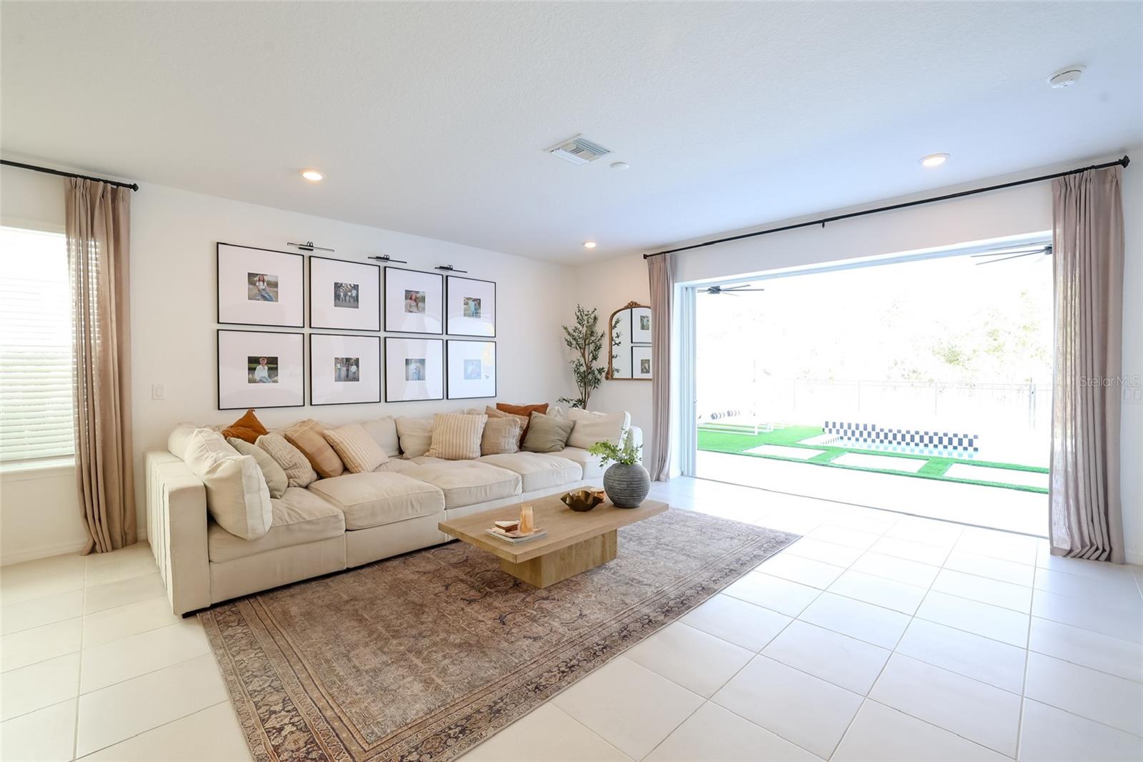 STARKEY RANCH - Residential