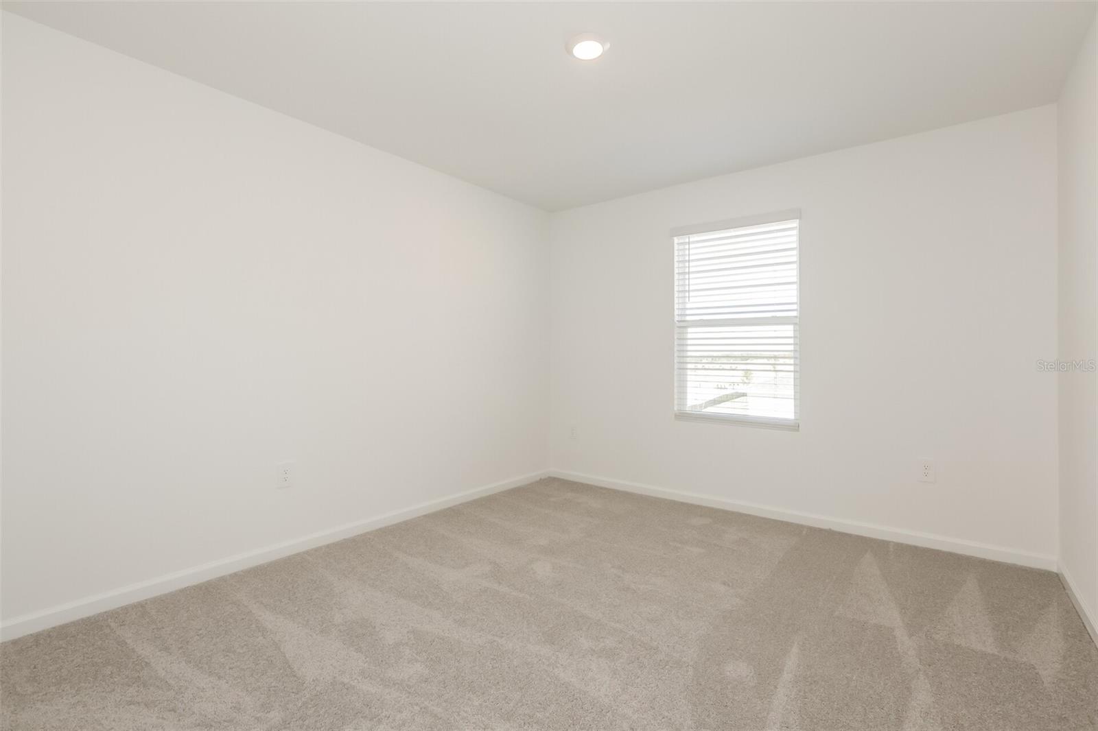 RANCHES/LK MCLEOD I - Residential Lease