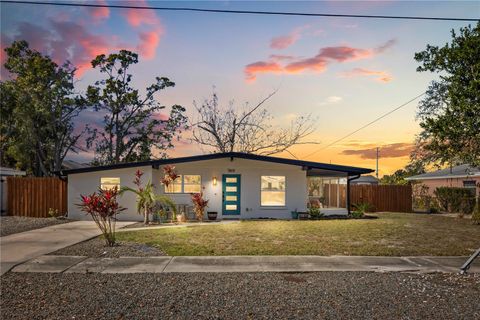 Photo of 5611 S Sheridan Road, Tampa, FL 33611 (MLS # O6371857)