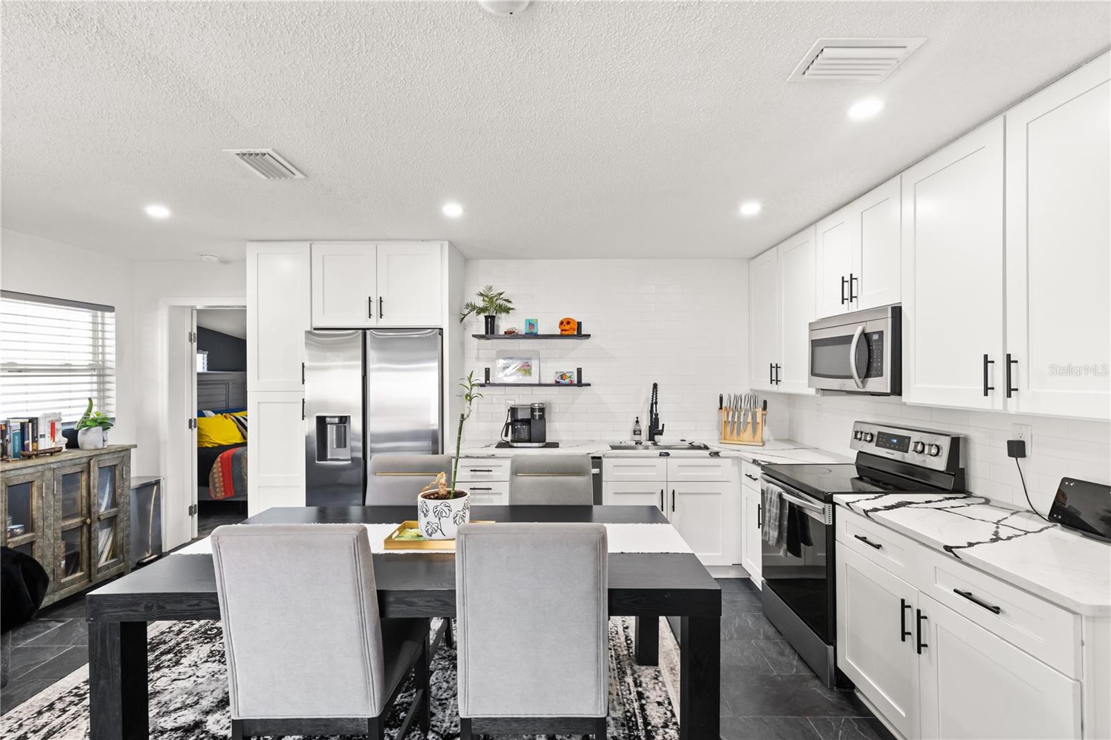 SOUTHSIDE - Residential