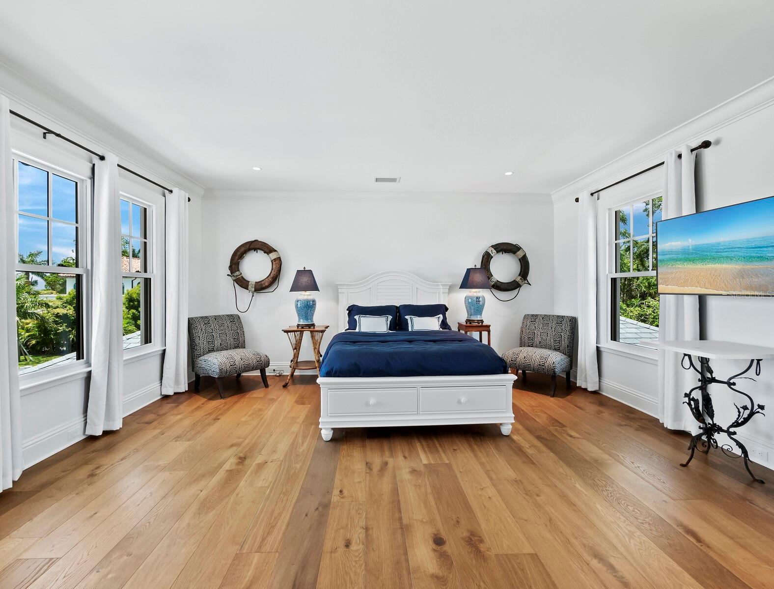 INDIAN BEACH/SAPPHIRE SHORES - Residential