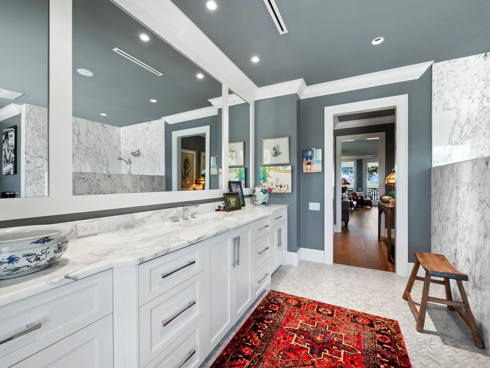 INDIAN BEACH/SAPPHIRE SHORES - Residential