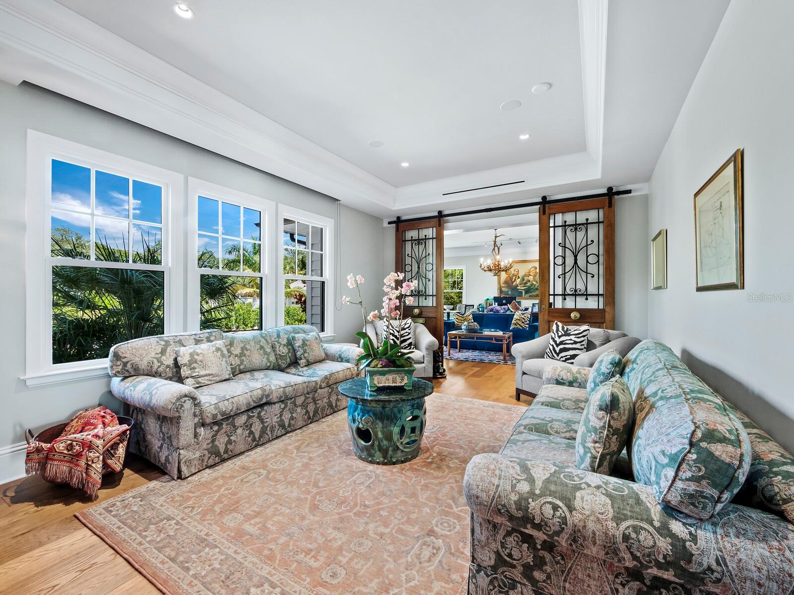 INDIAN BEACH/SAPPHIRE SHORES - Residential