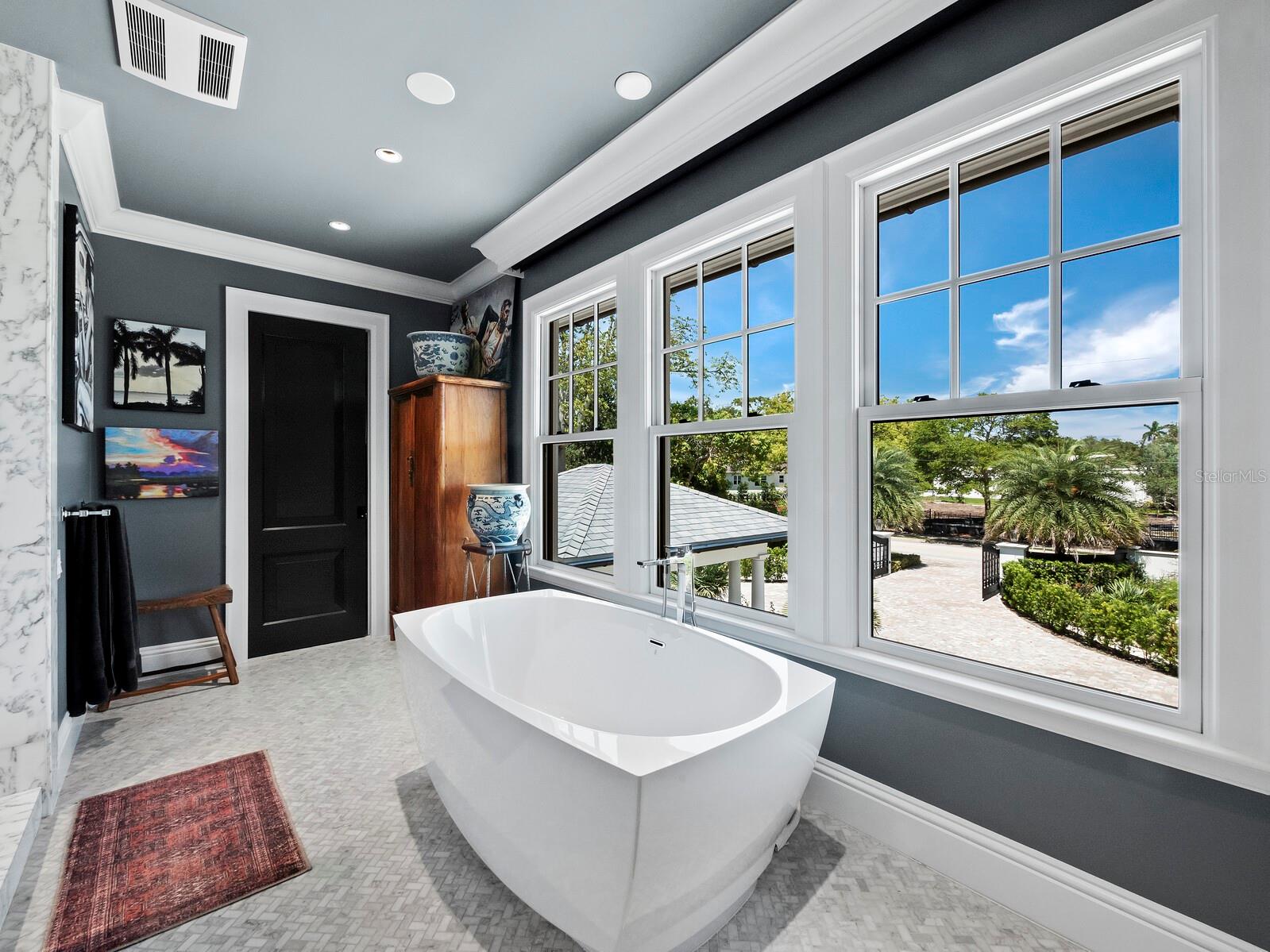 INDIAN BEACH/SAPPHIRE SHORES - Residential