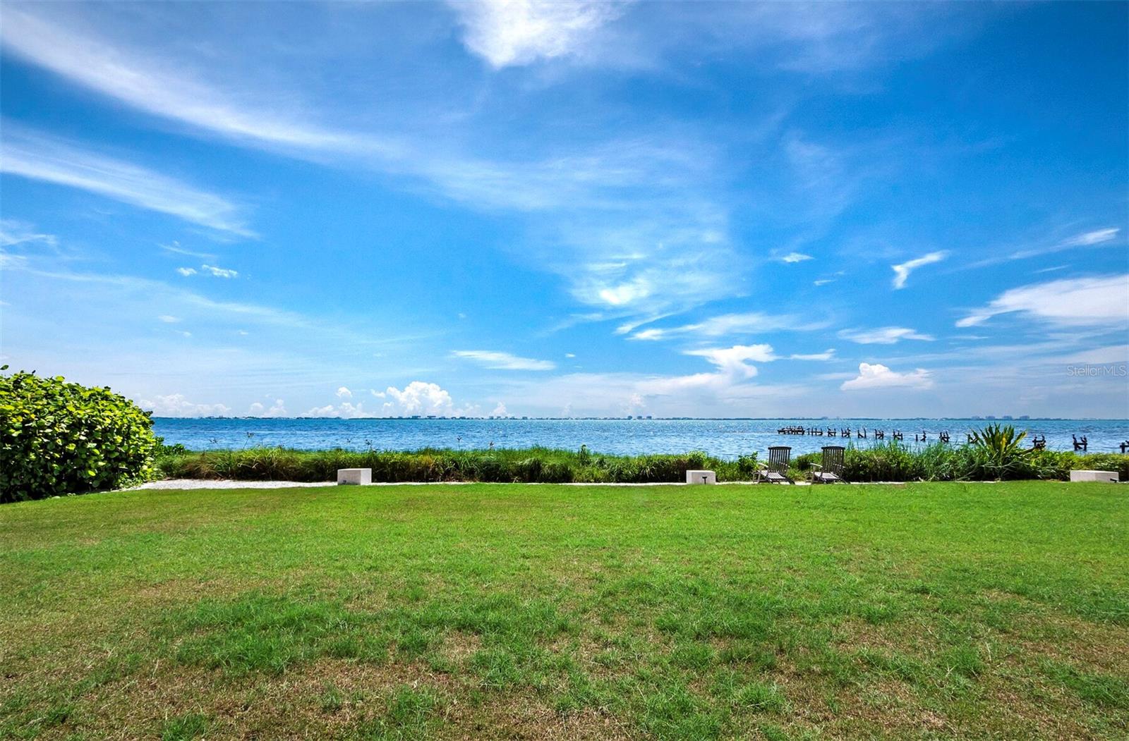 INDIAN BEACH/SAPPHIRE SHORES - Residential