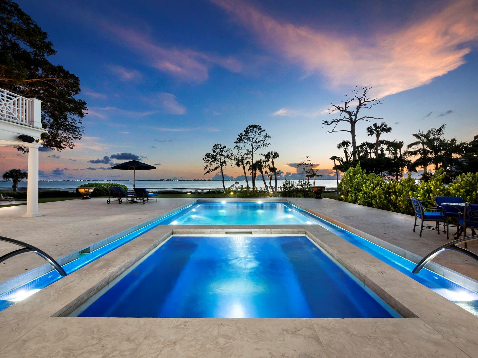 INDIAN BEACH/SAPPHIRE SHORES - Residential