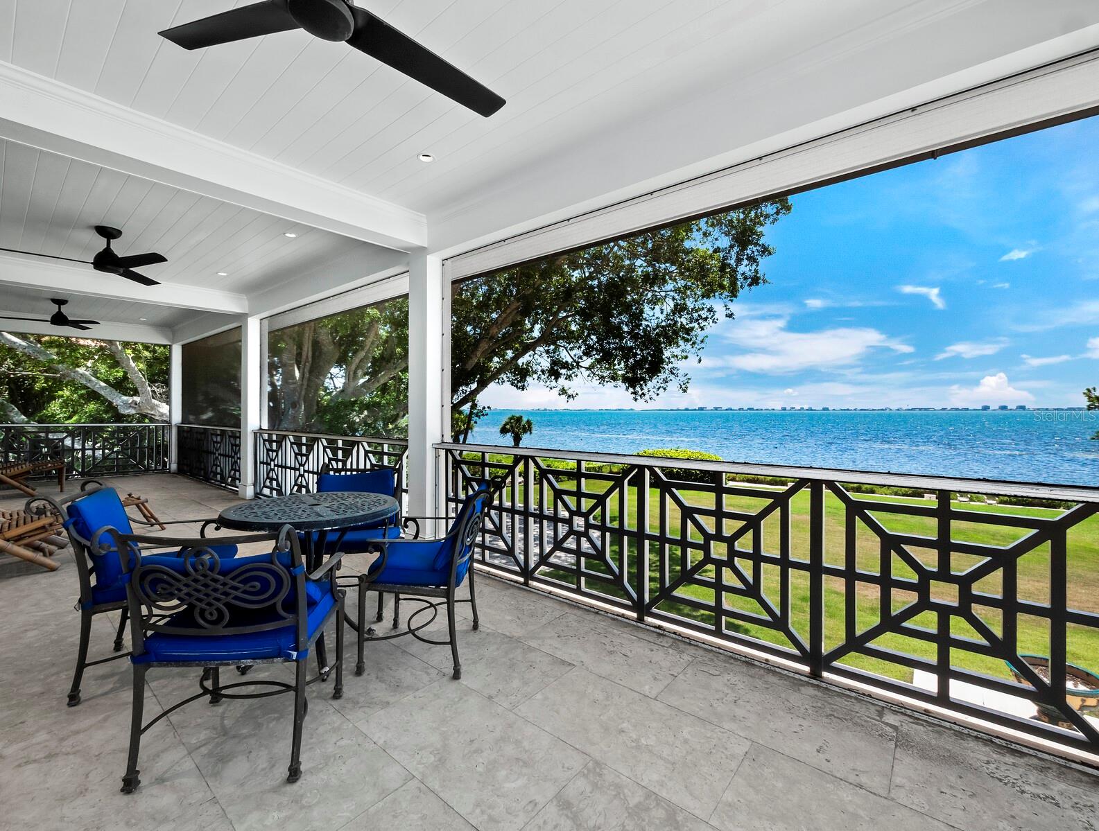 INDIAN BEACH/SAPPHIRE SHORES - Residential