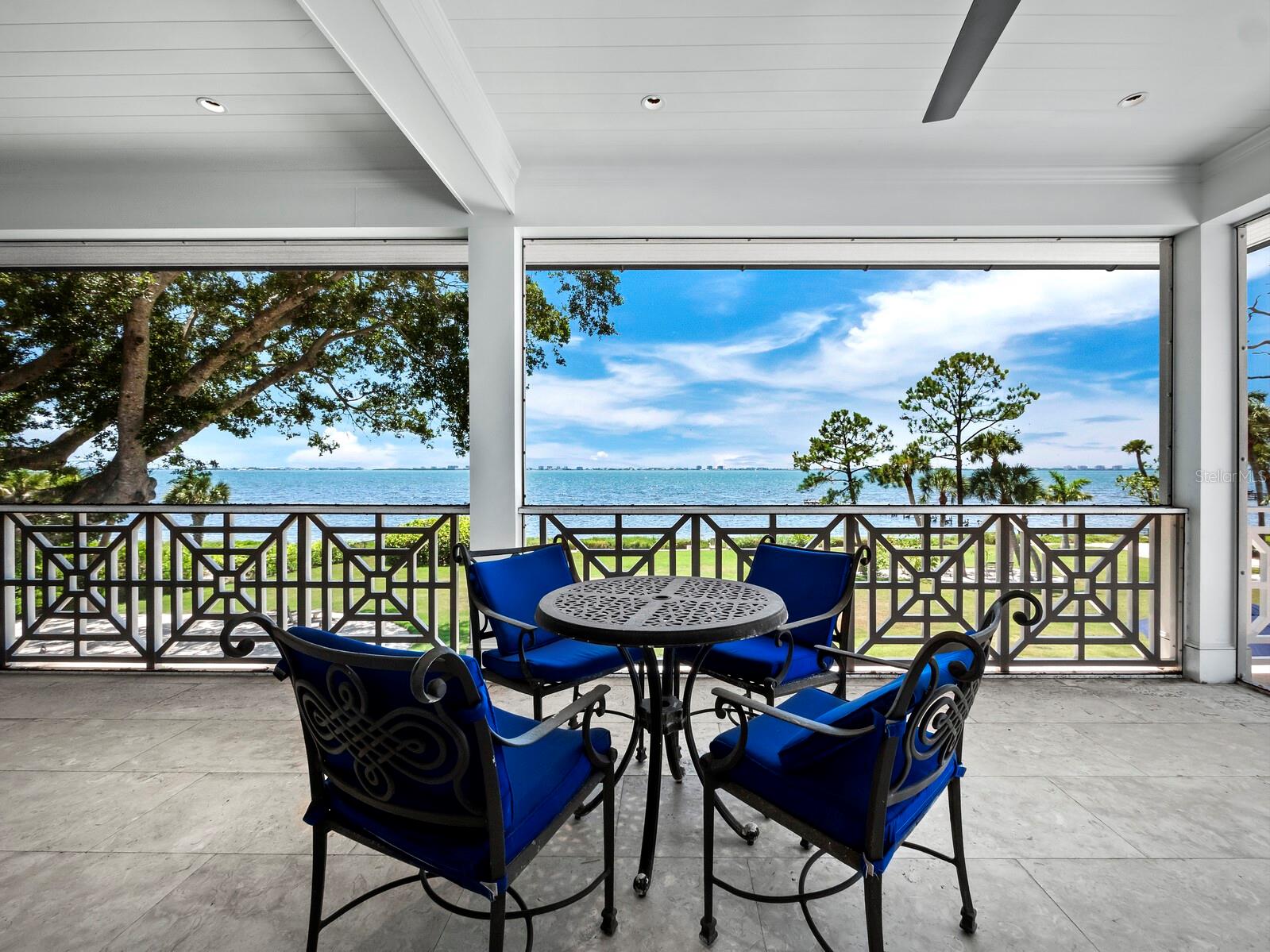 INDIAN BEACH/SAPPHIRE SHORES - Residential