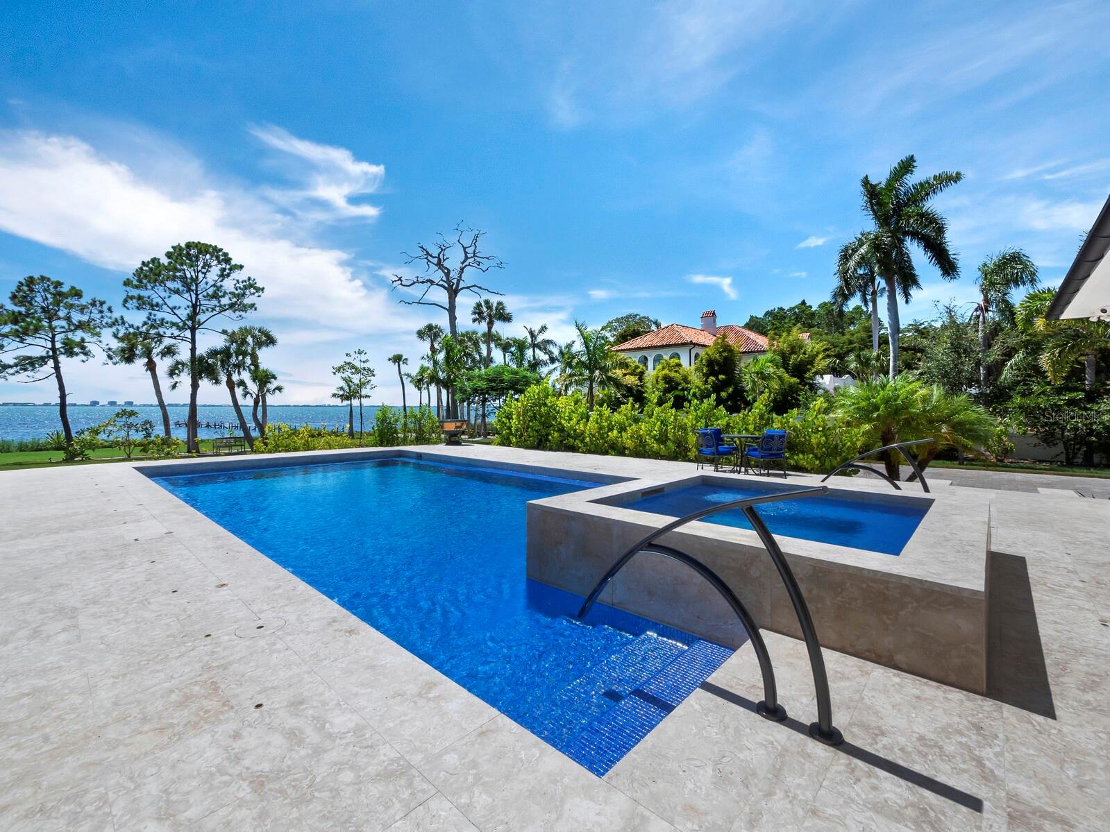 INDIAN BEACH/SAPPHIRE SHORES - Residential
