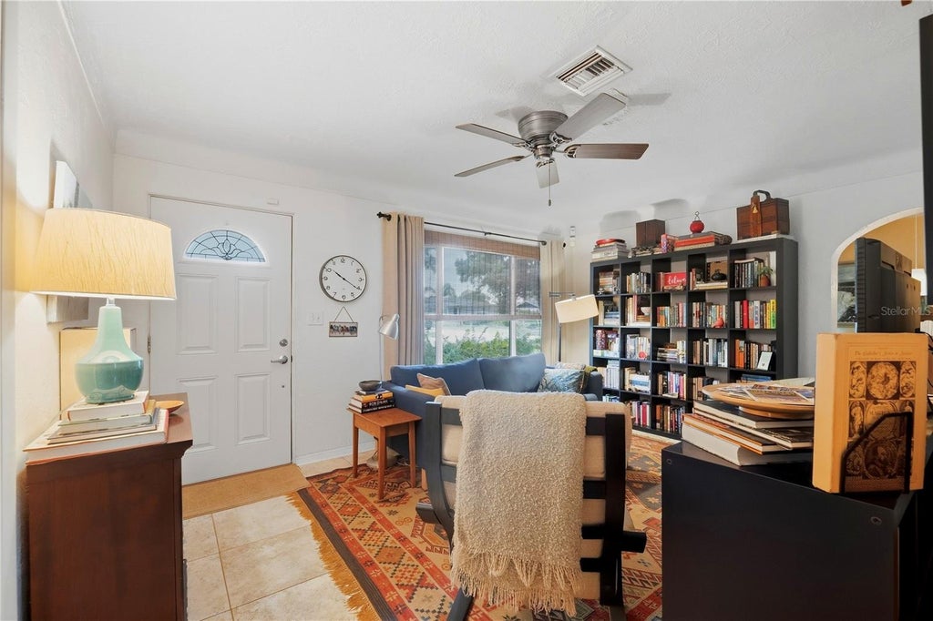Photo of 4559 24th Avenue N, St Petersburg, FL 33713 (MLS # TB8548747)