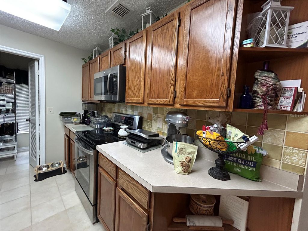 Photo of 724 Indian Court, Winter Springs, FL 32708 (MLS # O6353260)