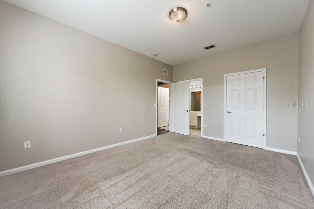 HORIZONS AT VISTA LAKES CONDO PH 1 - Residential