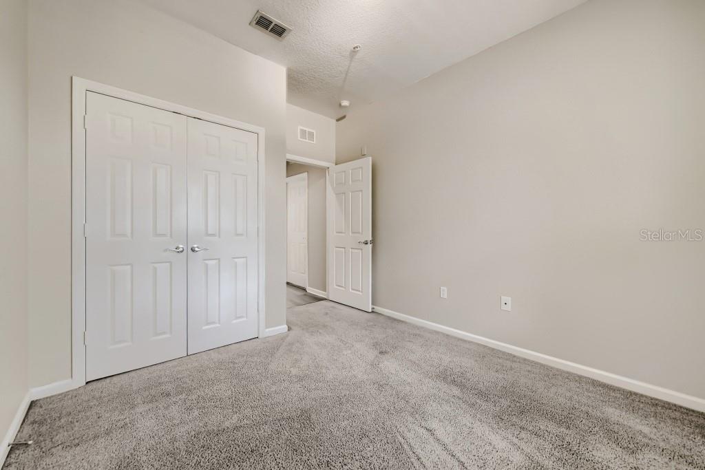 HORIZONS AT VISTA LAKES CONDO PH 1 - Residential