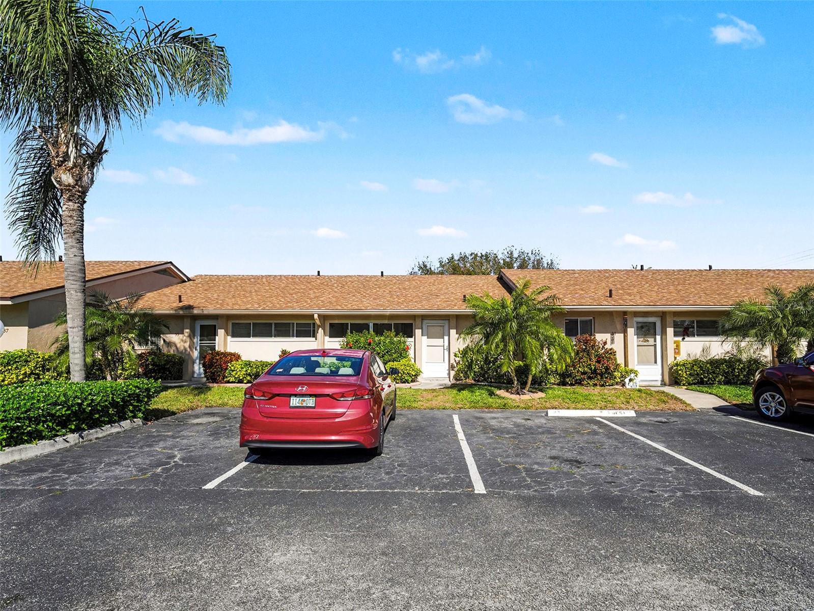 2779 WOODGATE LANE 33