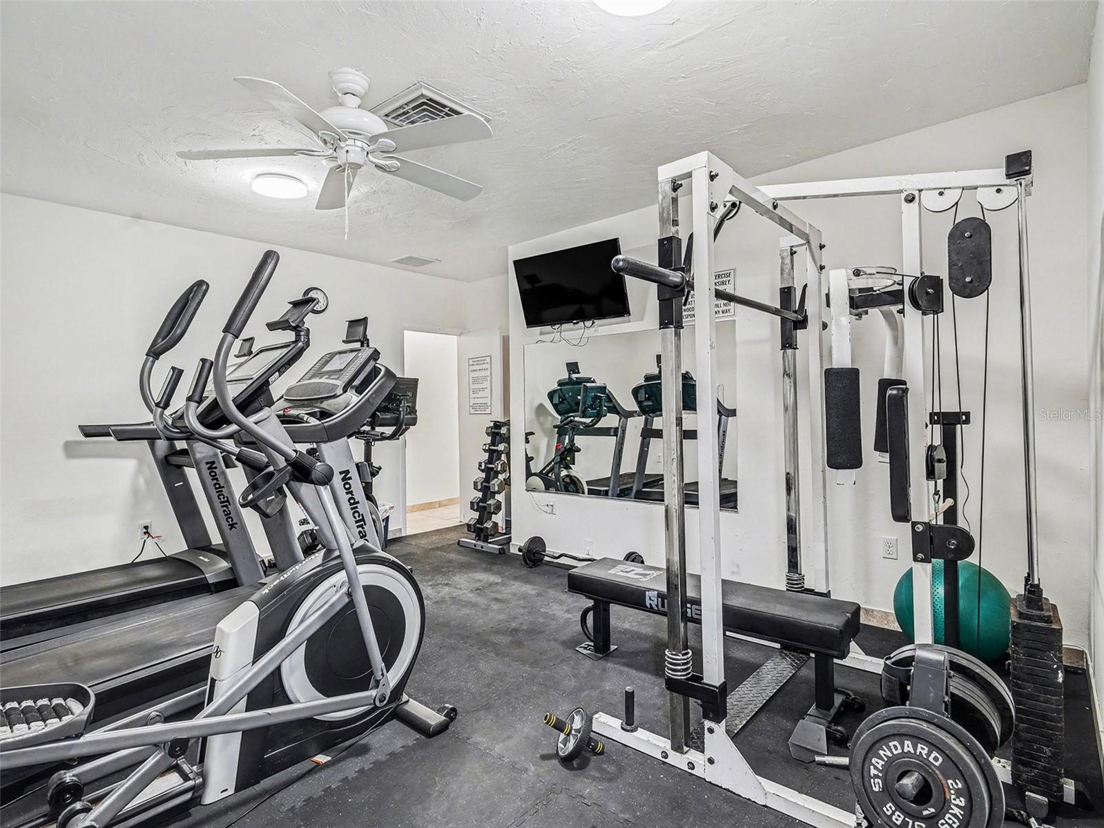 PINEWOOD VILLAGE I - Residential