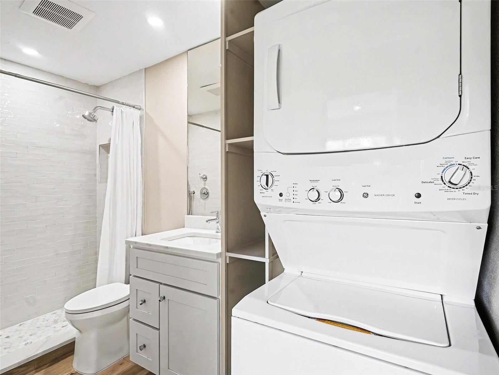 PINEWOOD VILLAGE I - Residential