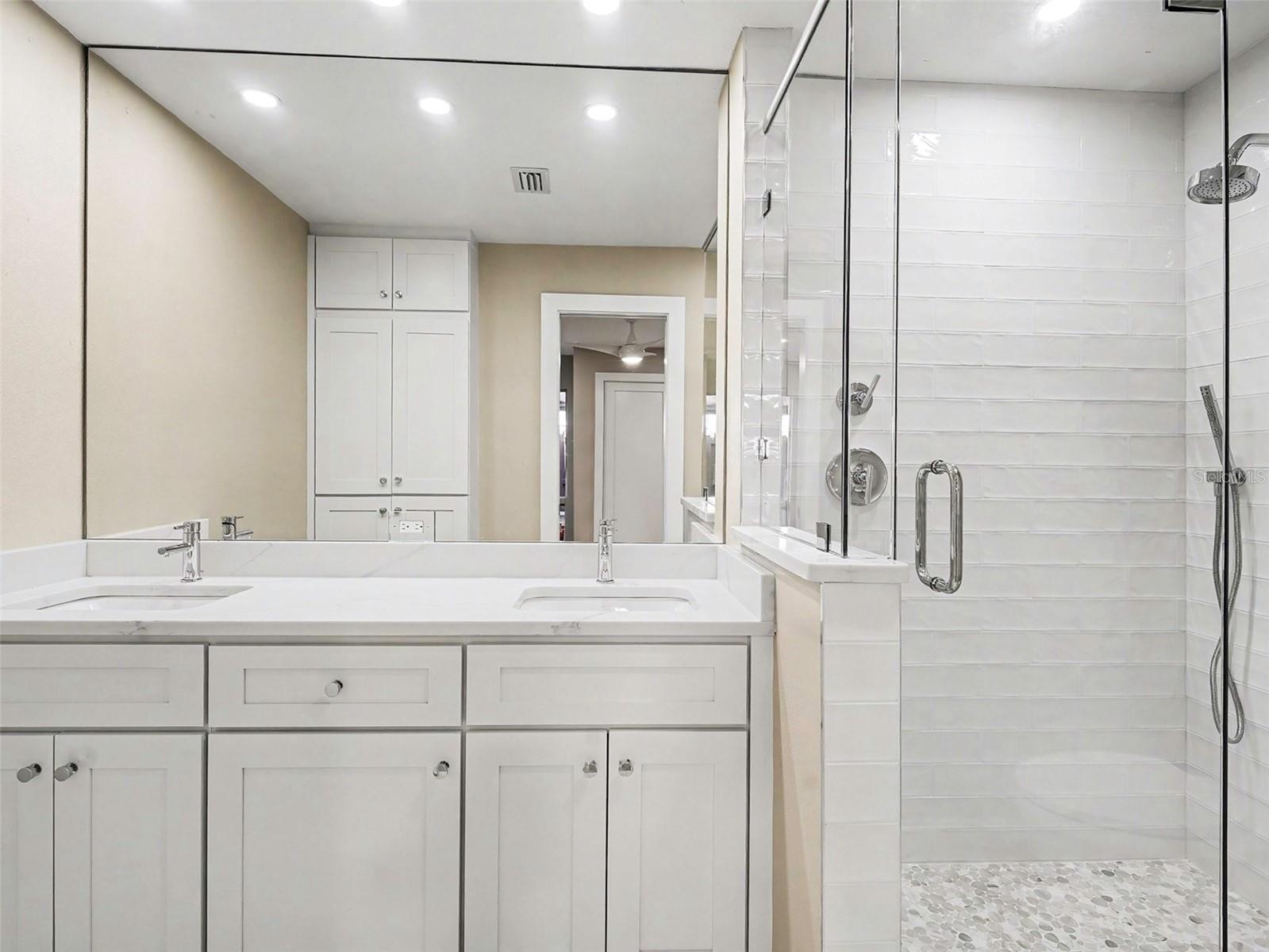 PINEWOOD VILLAGE I - Residential