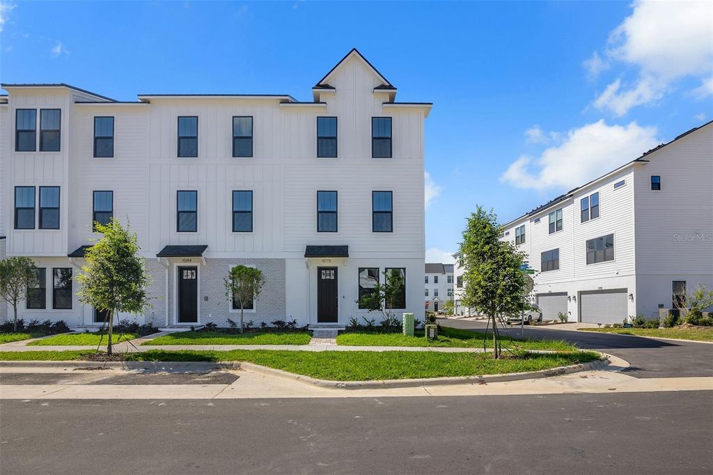 Photo of 15178 Groverside Road, Winter Garden, FL 34787 (MLS # O6404474)