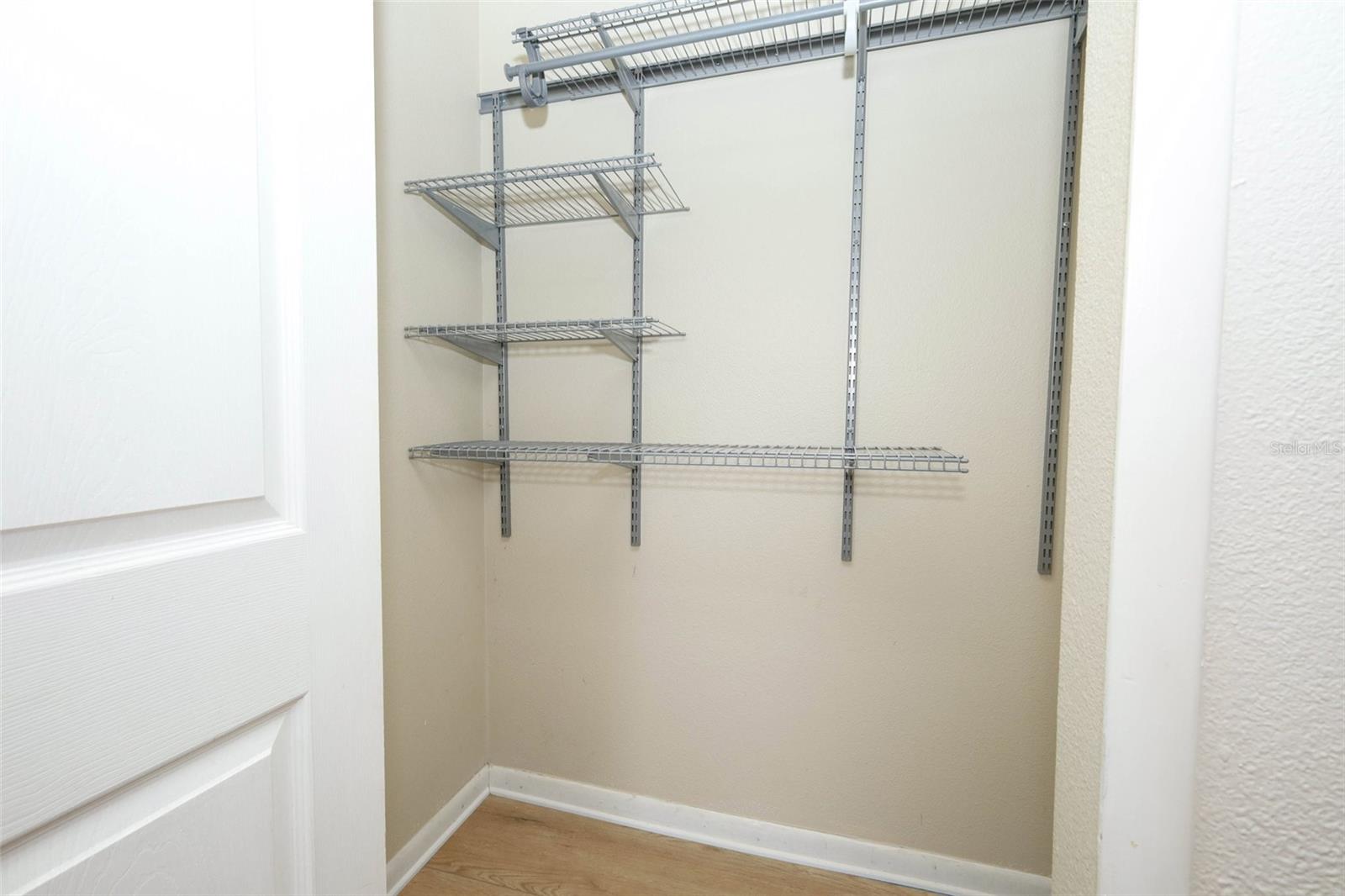 DOVE HOLLOW - Residential