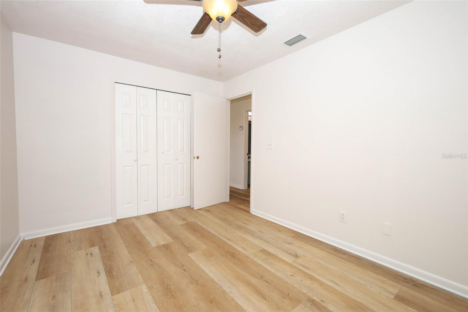 DOVE HOLLOW - Residential