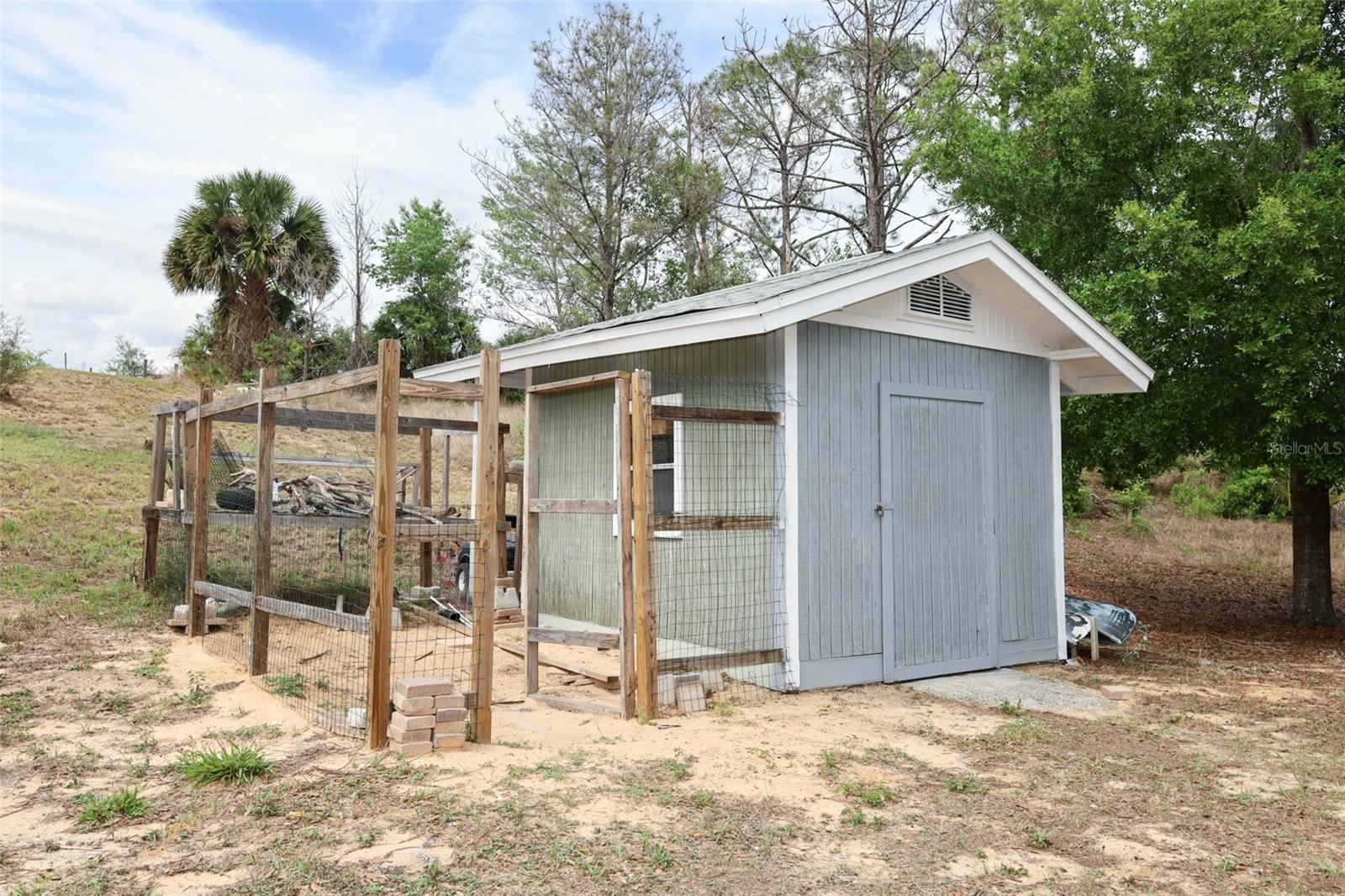 DOVE HOLLOW - Residential