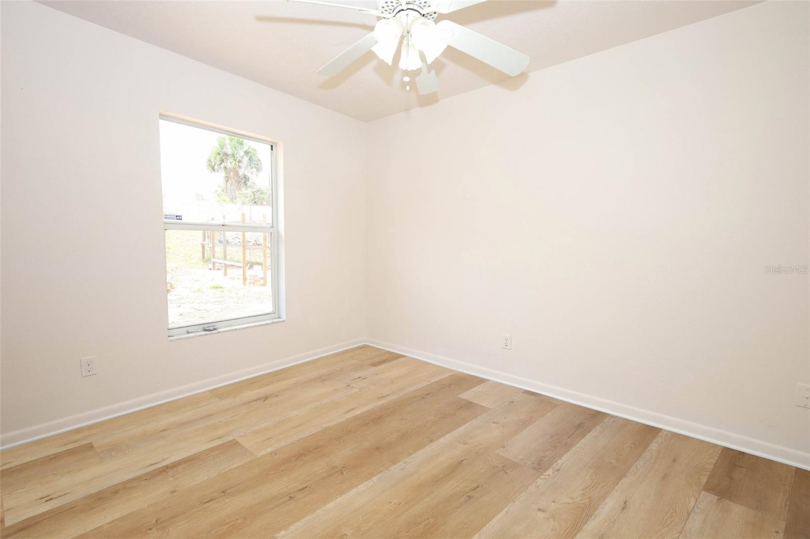 DOVE HOLLOW - Residential