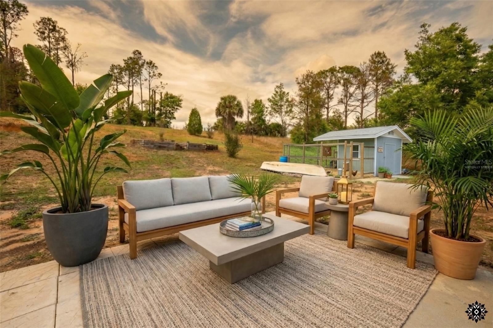 DOVE HOLLOW - Residential