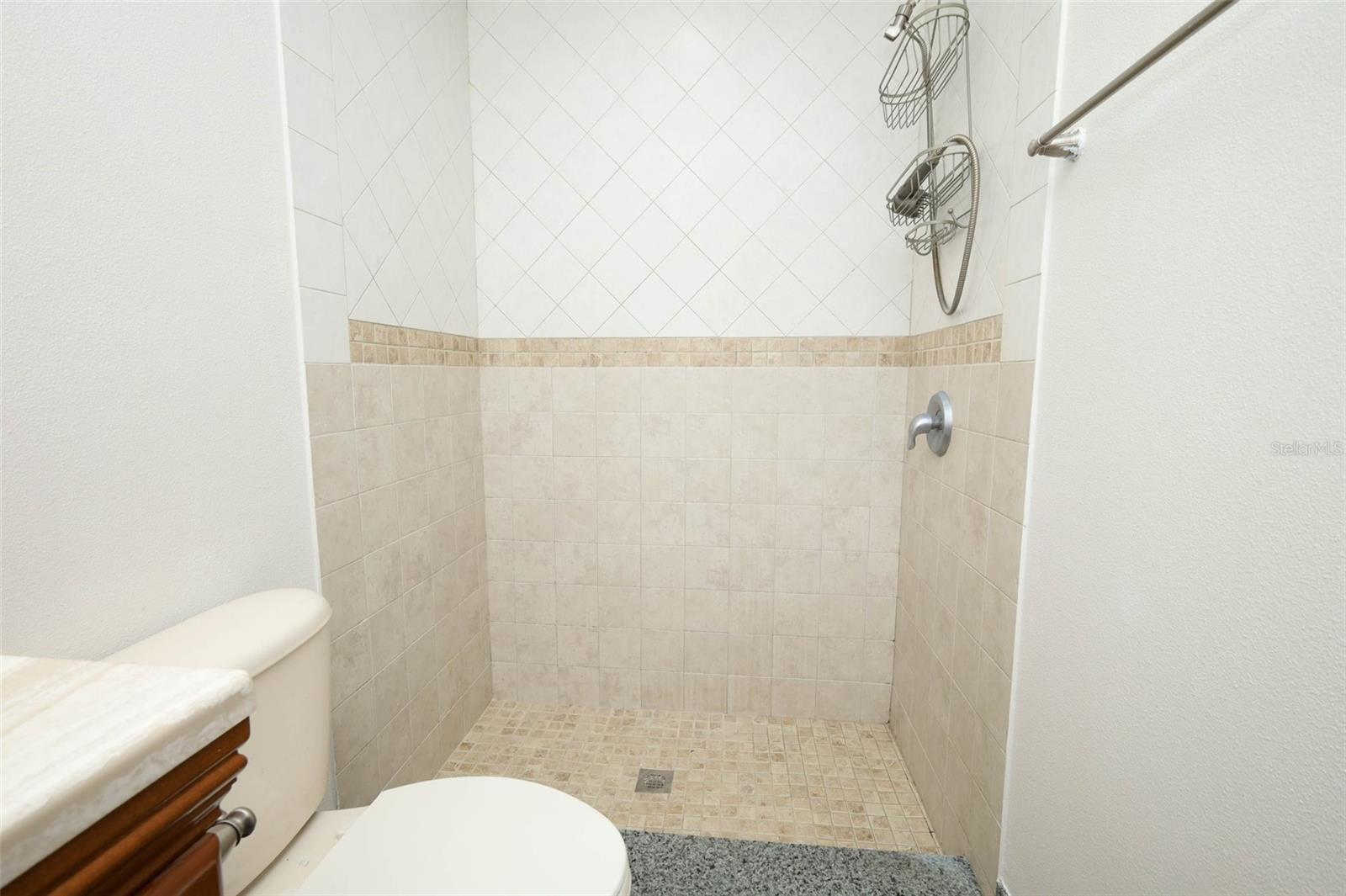 DOVE HOLLOW - Residential