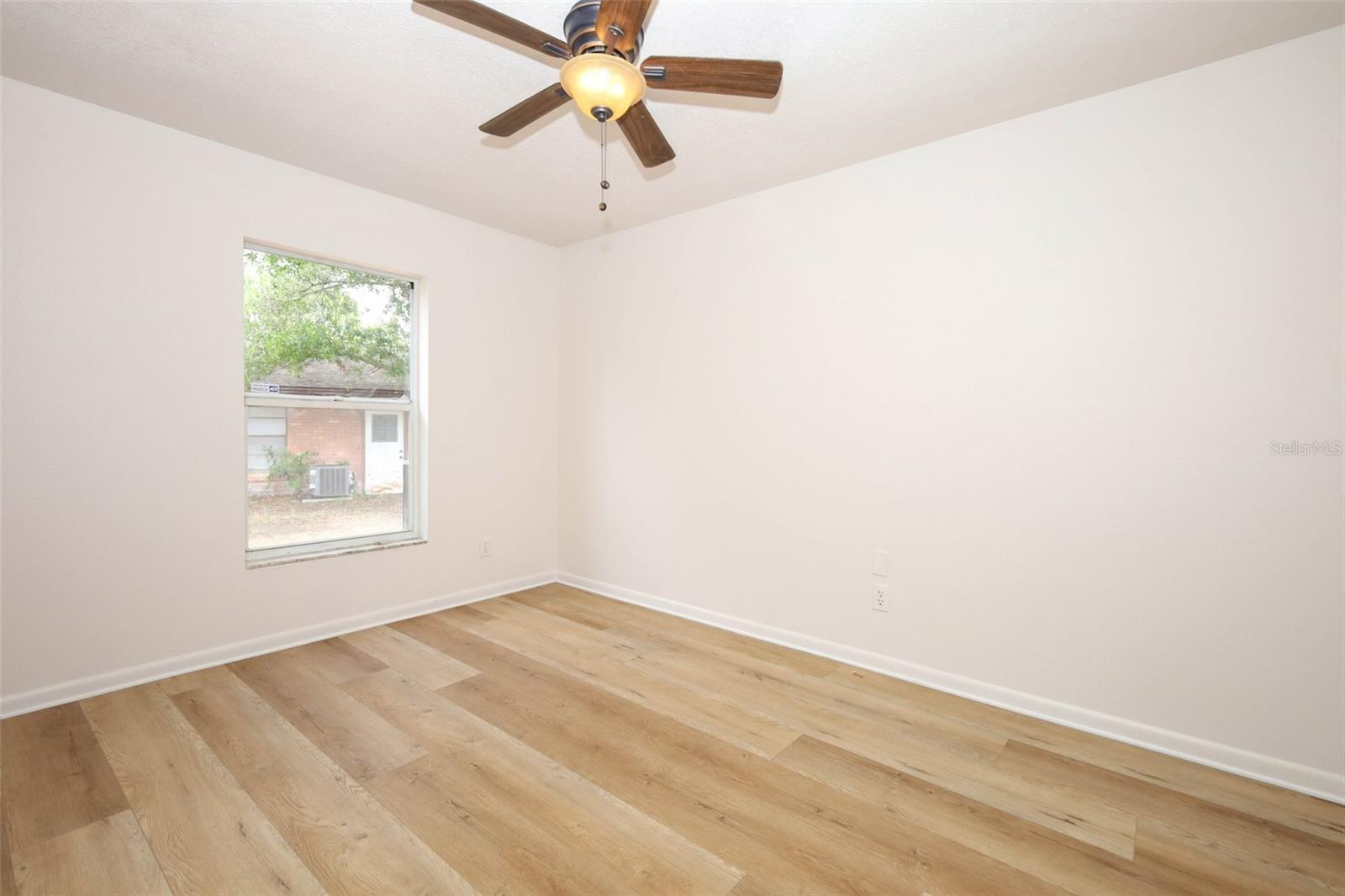 DOVE HOLLOW - Residential