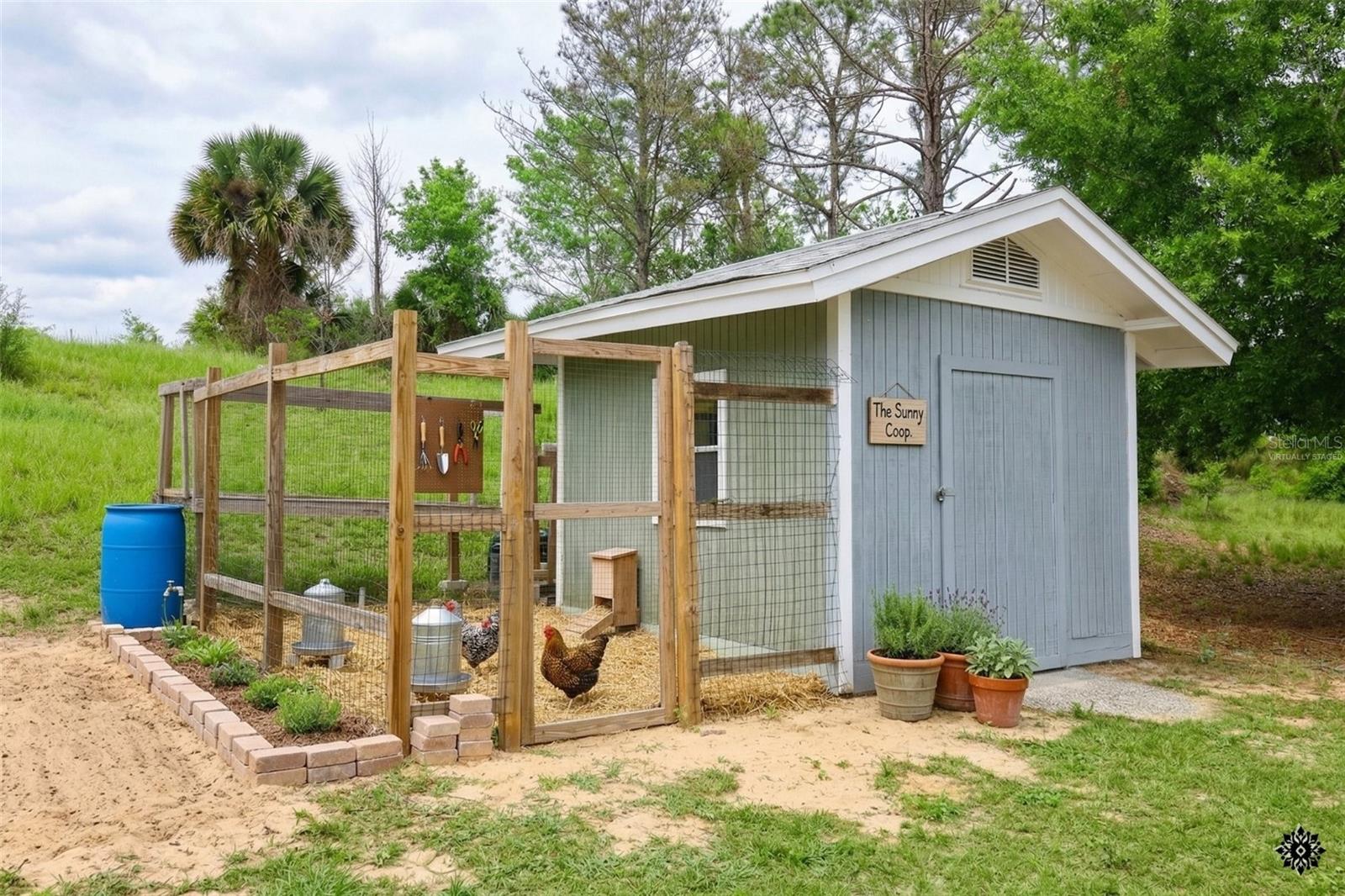 DOVE HOLLOW - Residential