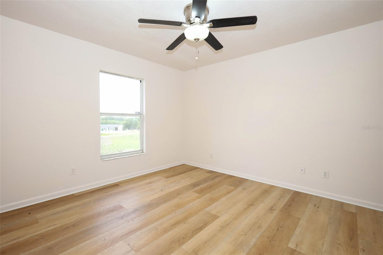 DOVE HOLLOW - Residential