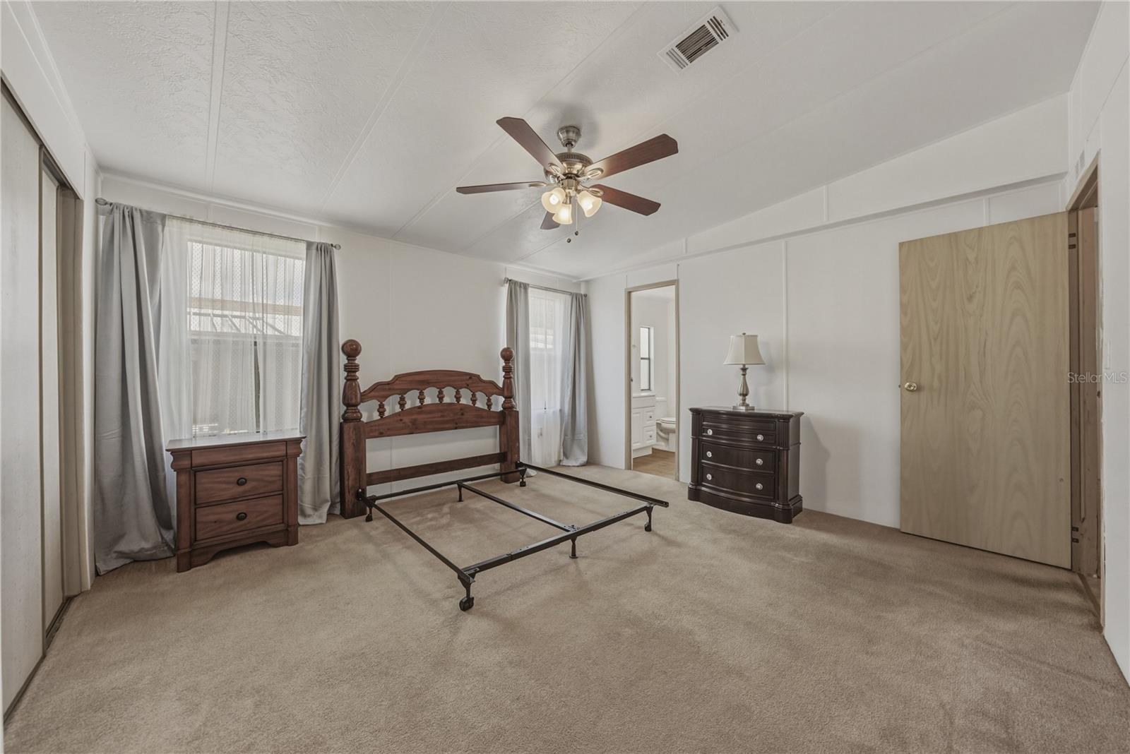 TIMBER LAKE ESTATES - Residential