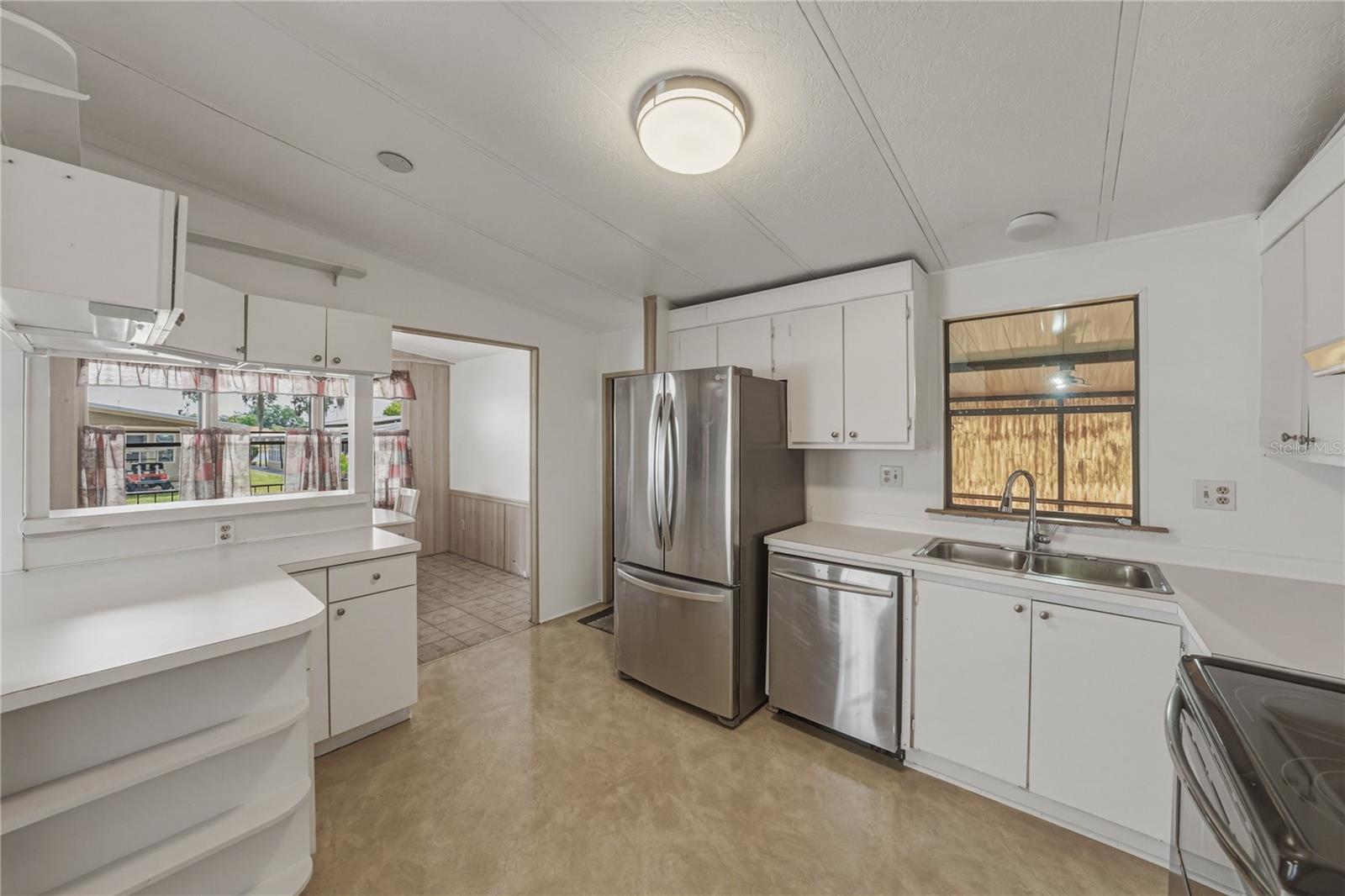 TIMBER LAKE ESTATES - Residential