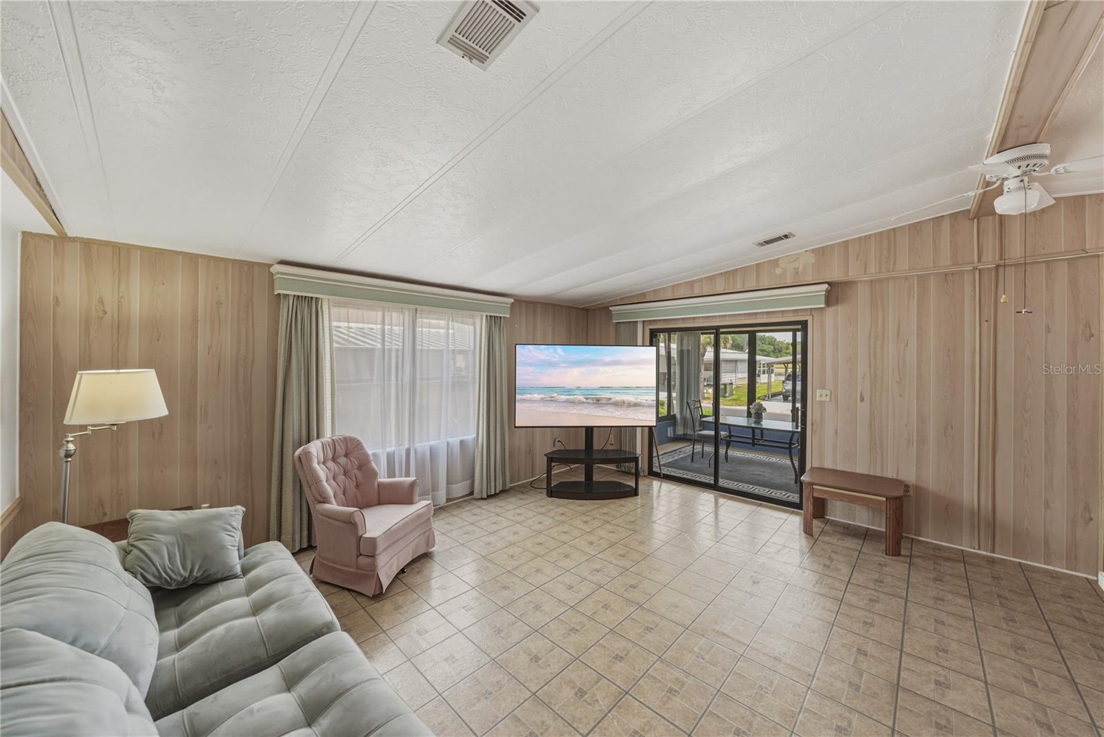 TIMBER LAKE ESTATES - Residential
