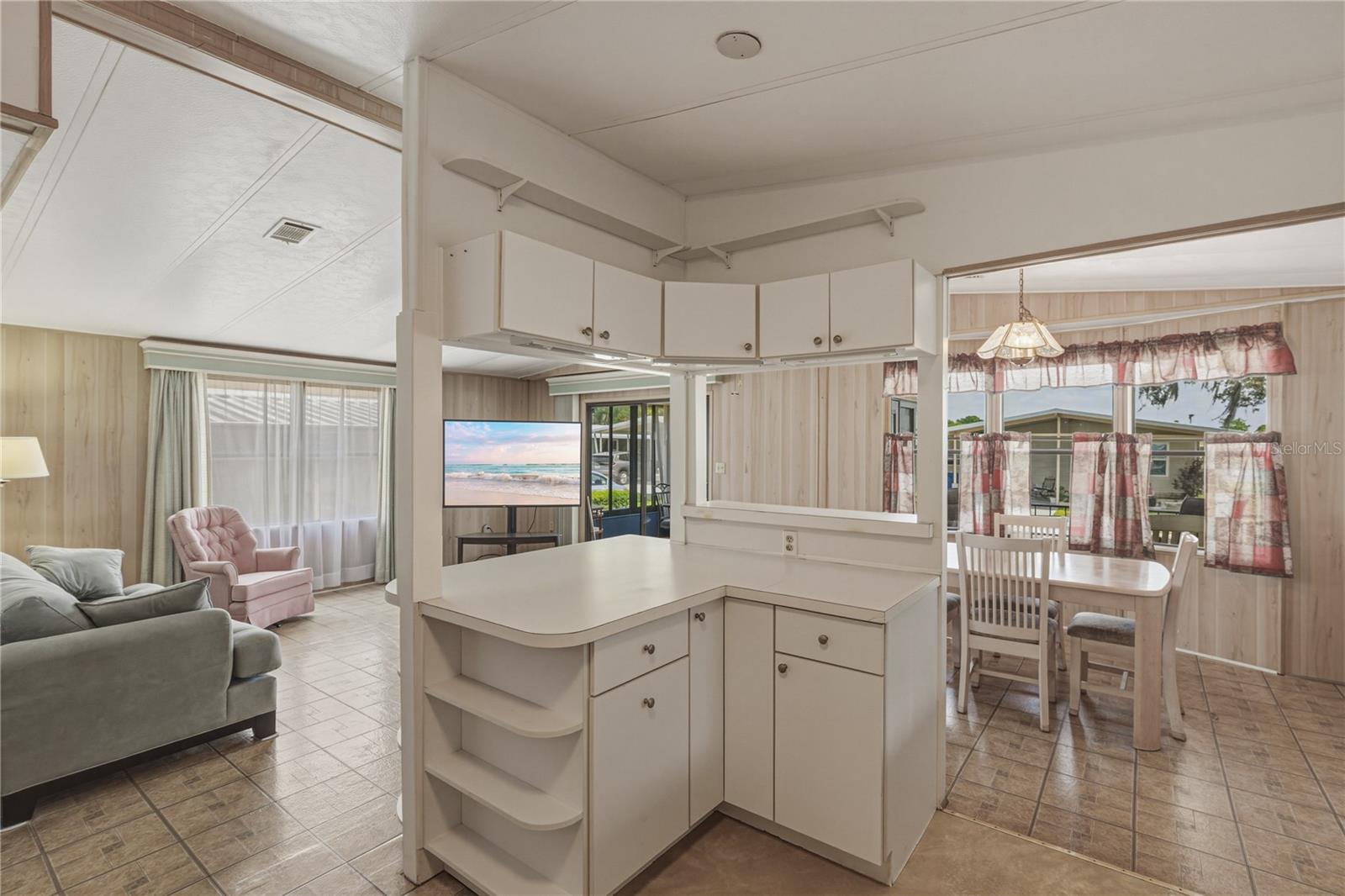 TIMBER LAKE ESTATES - Residential
