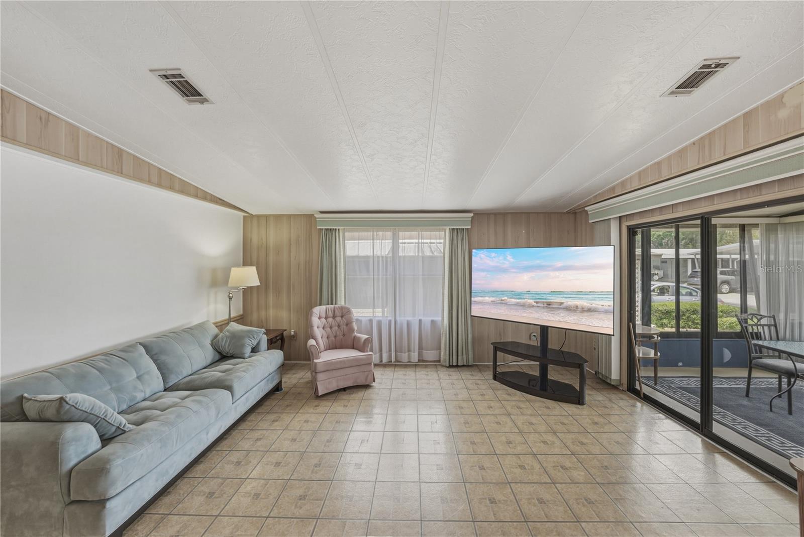 TIMBER LAKE ESTATES - Residential